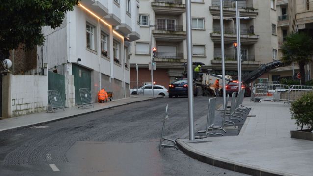 Obras de mejora en las calles del entorno del mercado de Sanxenxo Obras de mejora en las calles del entorno del mercado de Sanxenxo