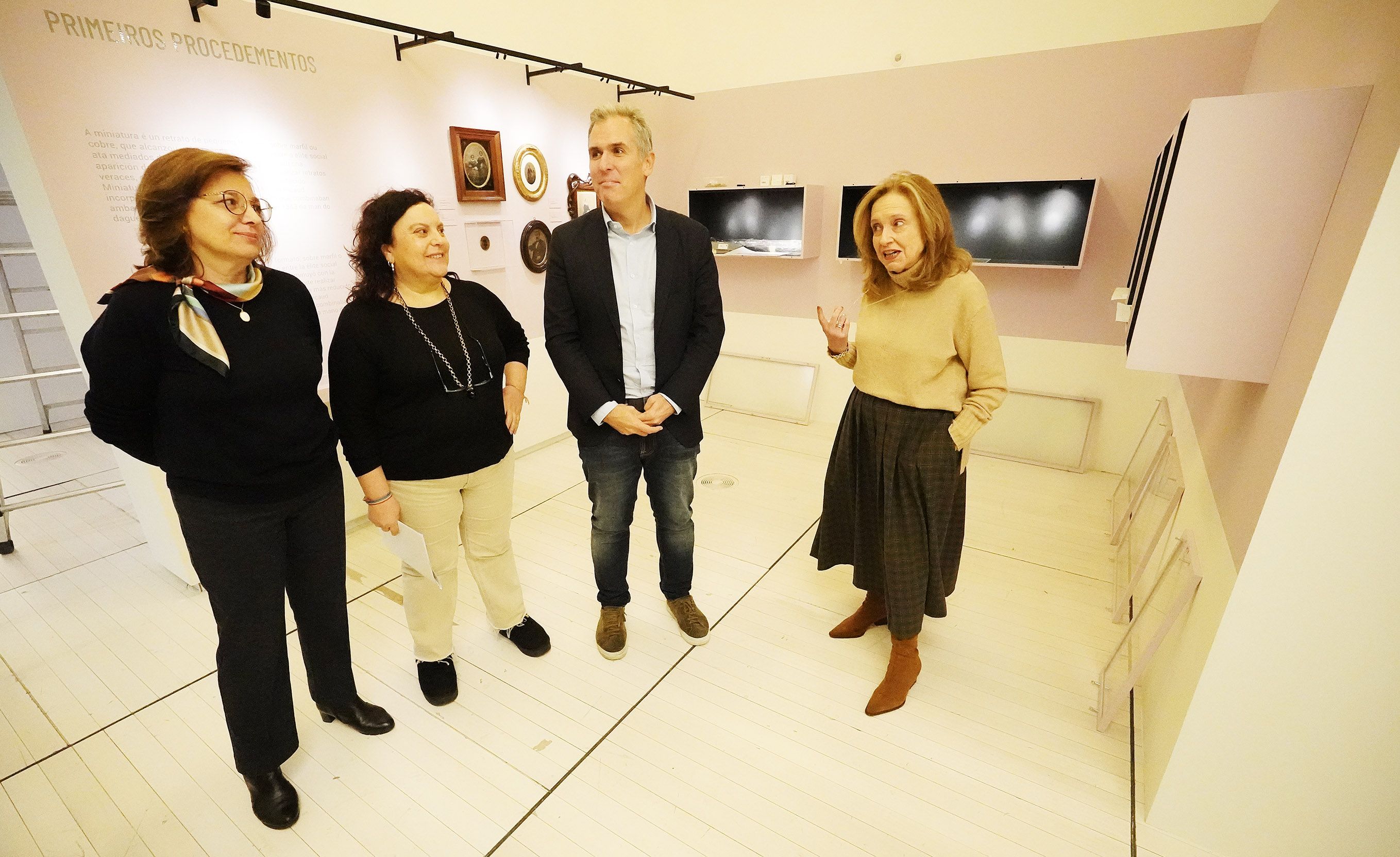Exposición "Debuxar coa luz" en el Museo de Pontevedra