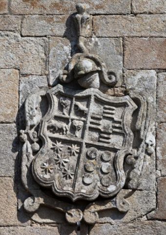 Escudo del Pazo de Ulloa Escudo del Pazo de Ulloa