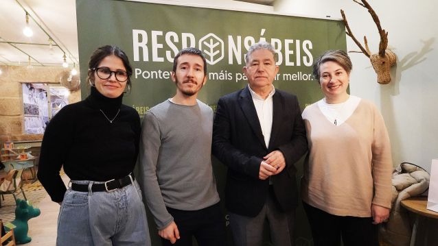 Anabel Gulías, Alberto Oubiña, Miguel Anxo Fernández Lores e Eva Vilaverde Anabel Gulías, Alberto Oubiña, Miguel Anxo Fernández Lores e Eva Vilaverde