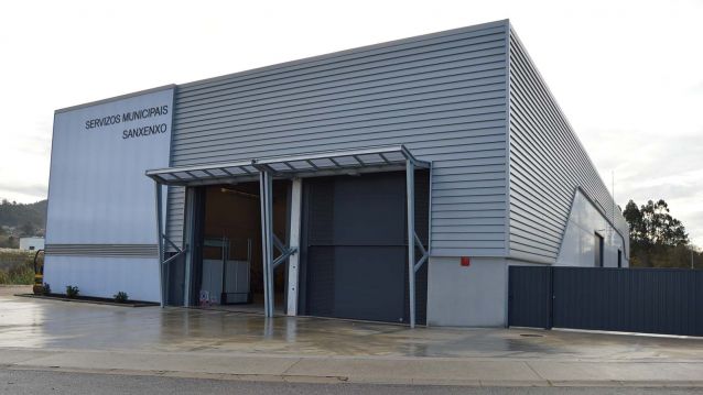 Nave de servicios municipales en Nantes