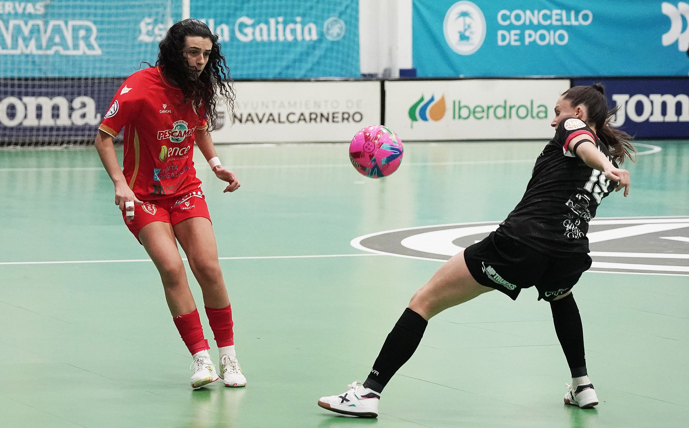 Partido de liga entre Poio Pescamar y Futsi Atlético Navalcarnero en la Seca Partido de liga entre Poio Pescamar y Futsi Atlético Navalcarnero en la Seca