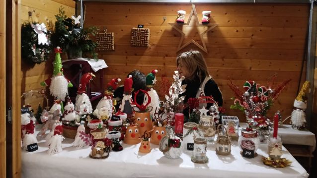 Mercadiño artesanal de Nadal en Figueirido Mercadiño artesanal de Nadal en Figueirido