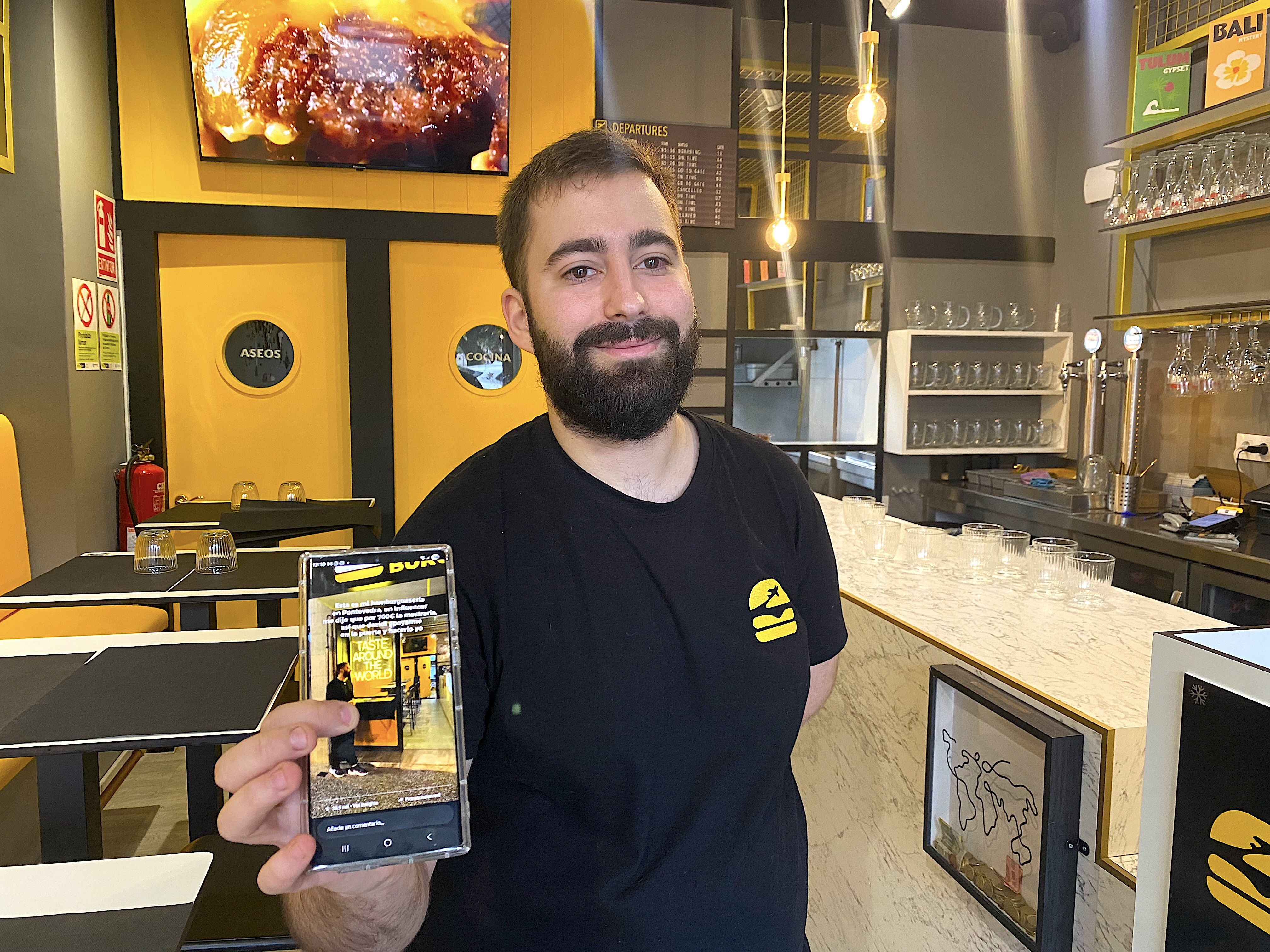 Adrián Pereiro López, responsable de The International Burgers