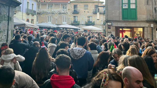 Gente celebrando la 'tardebuena'
