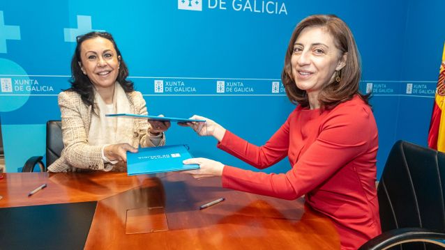 A alcaldesa María Ramallo e a conselleira Ángeles Vázquez