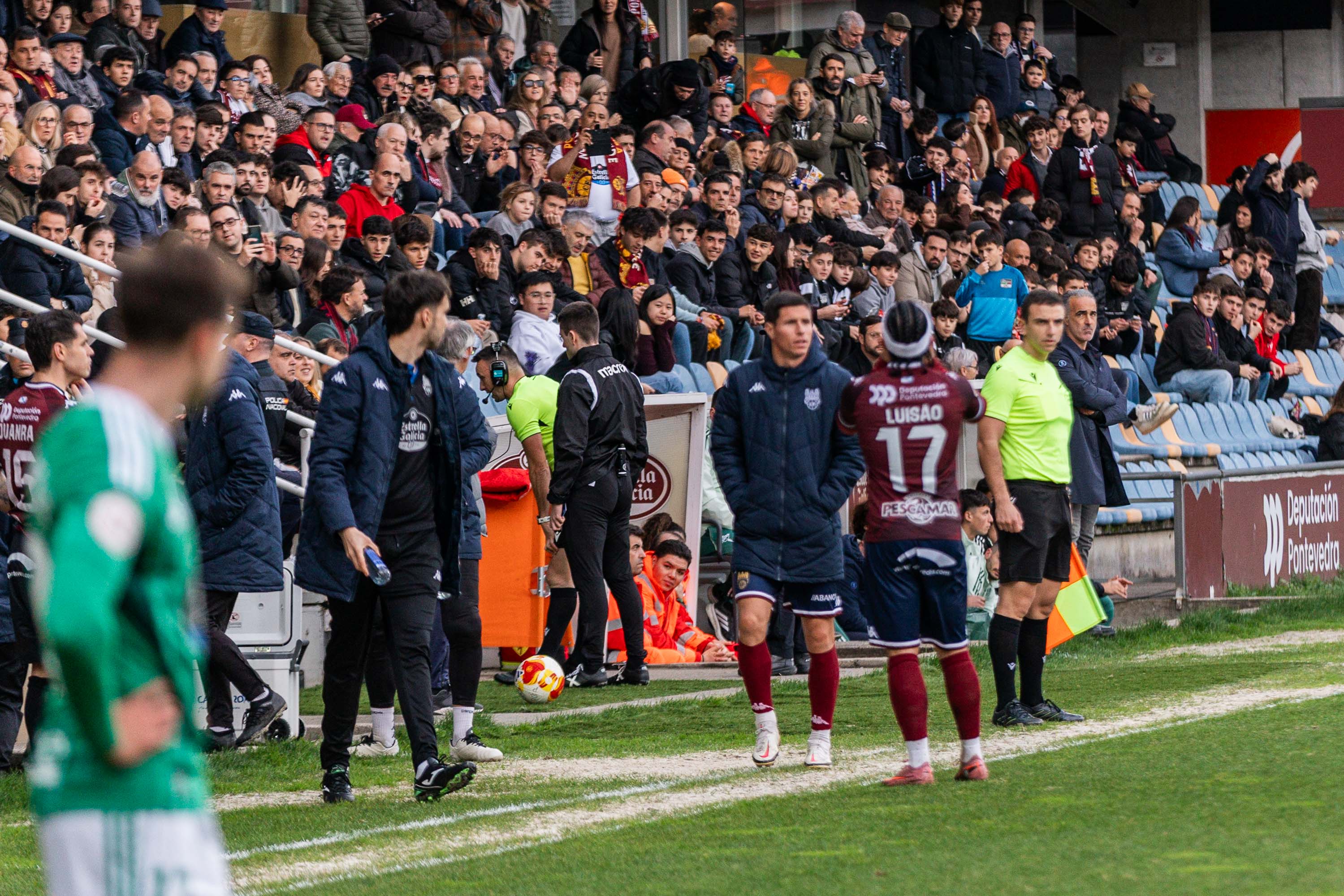 Partido entre Pontevedra CF y Racing Club de Ferrol en Pasarón Partido entre Pontevedra CF y Racing Club de Ferrol en Pasarón