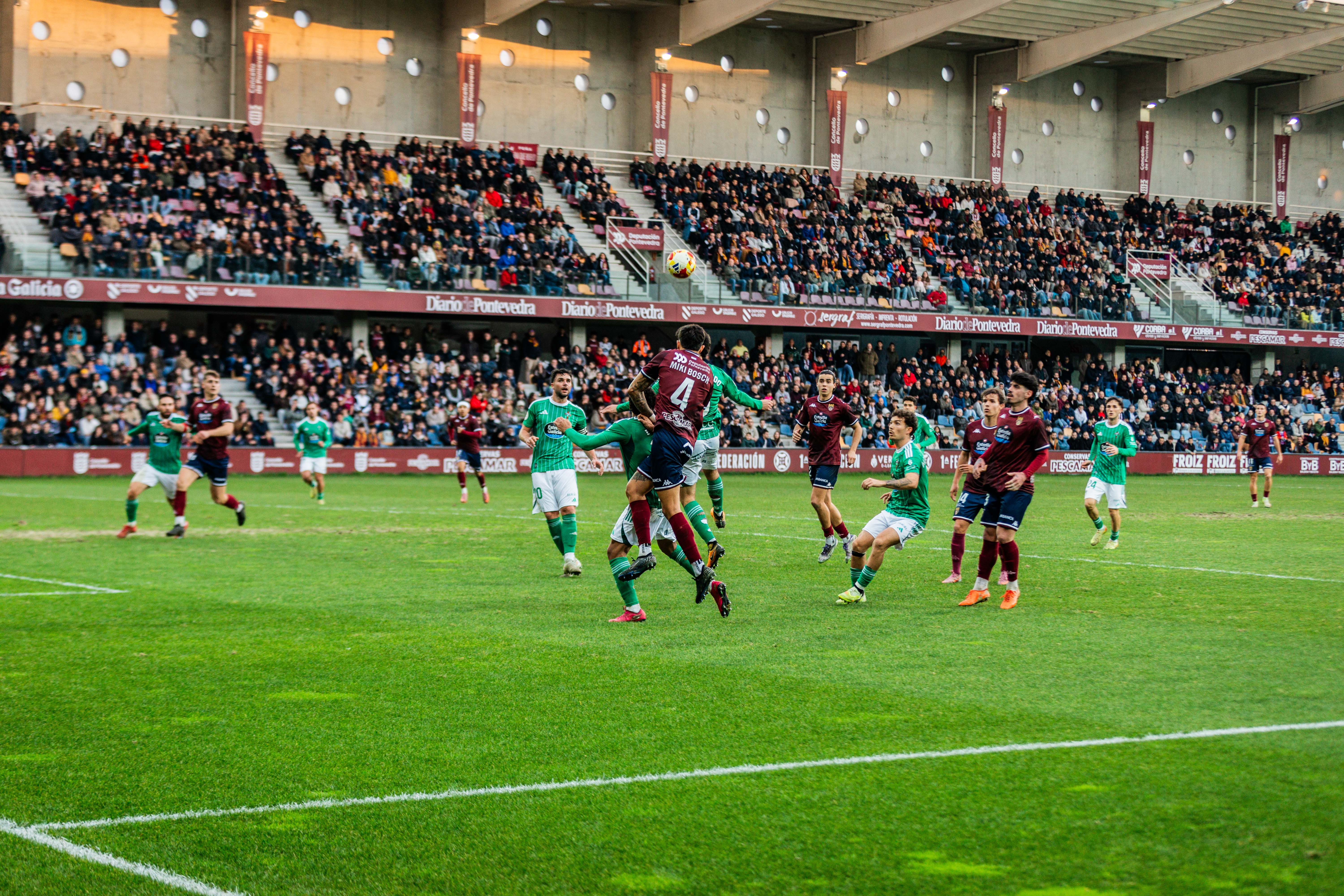 Partido entre Pontevedra CF y Racing Club de Ferrol en Pasarón Partido entre Pontevedra CF y Racing Club de Ferrol en Pasarón