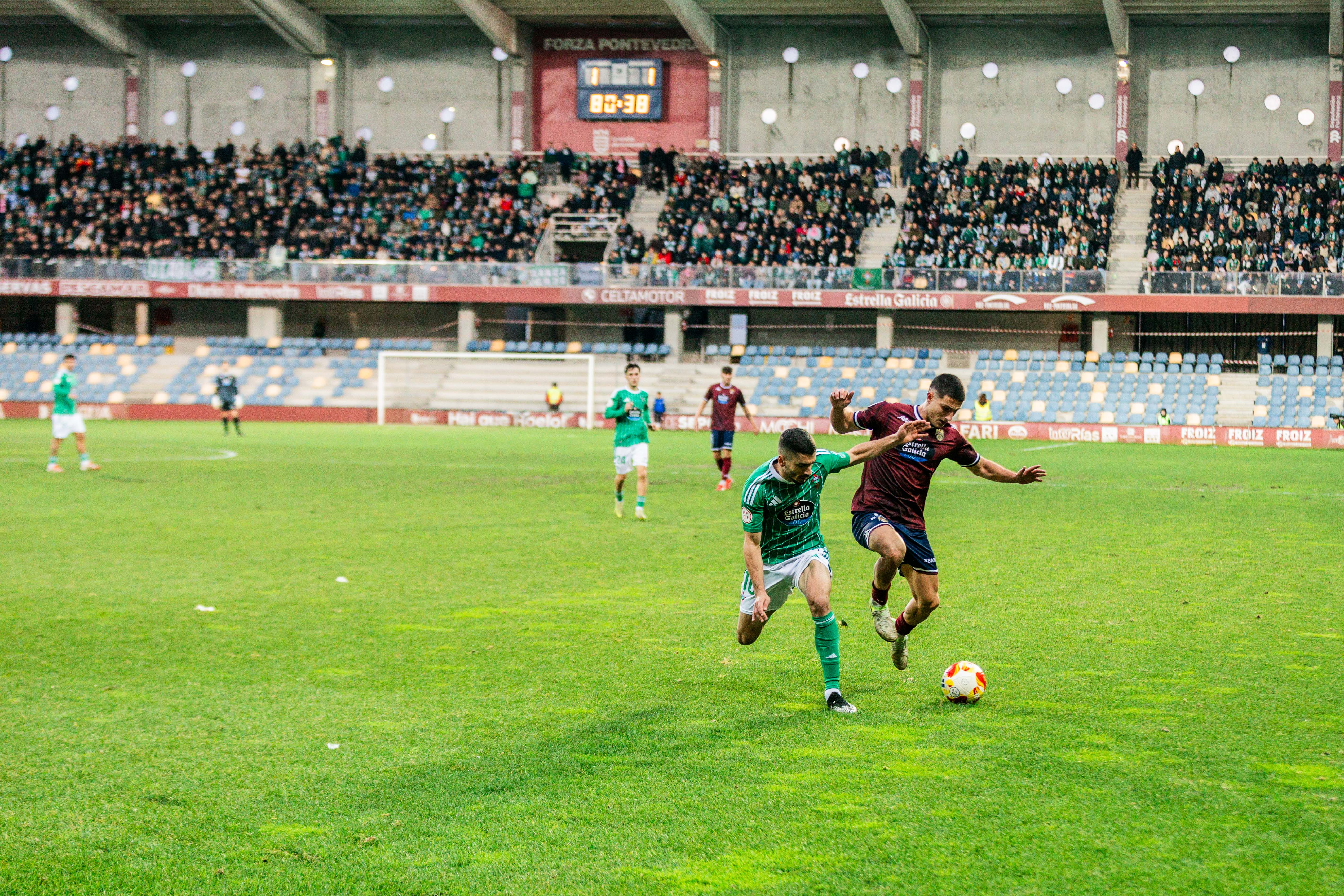 Partido entre Pontevedra CF y Racing Club de Ferrol en Pasarón Partido entre Pontevedra CF y Racing Club de Ferrol en Pasarón