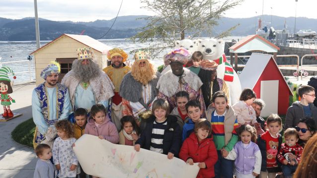 Visita de los Reyes Magos al Concello de Poio Visita de los Reyes Magos al Concello de Poio