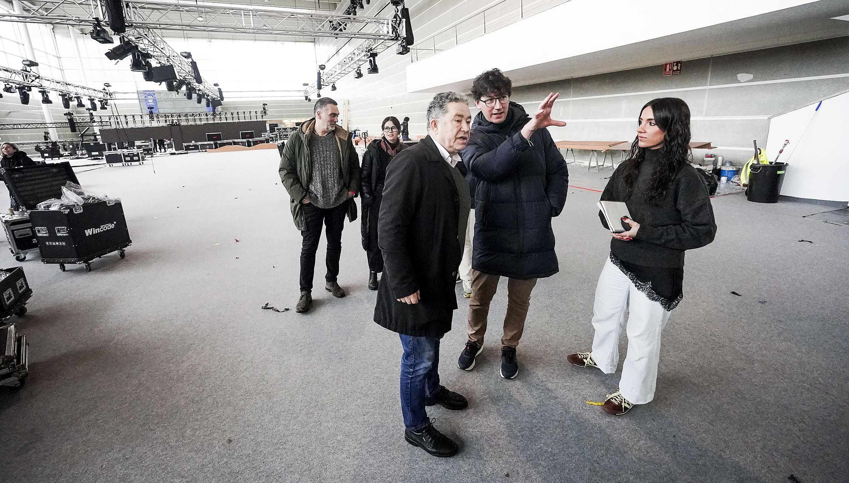 Tarefas de montaxe da escenografía para os Feroz 2026