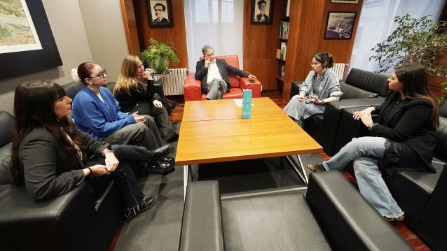 Representantes de Krack, El Nogal y Paco & Lola con Miguel Anxo Fernández Lores y Anabel Gulías