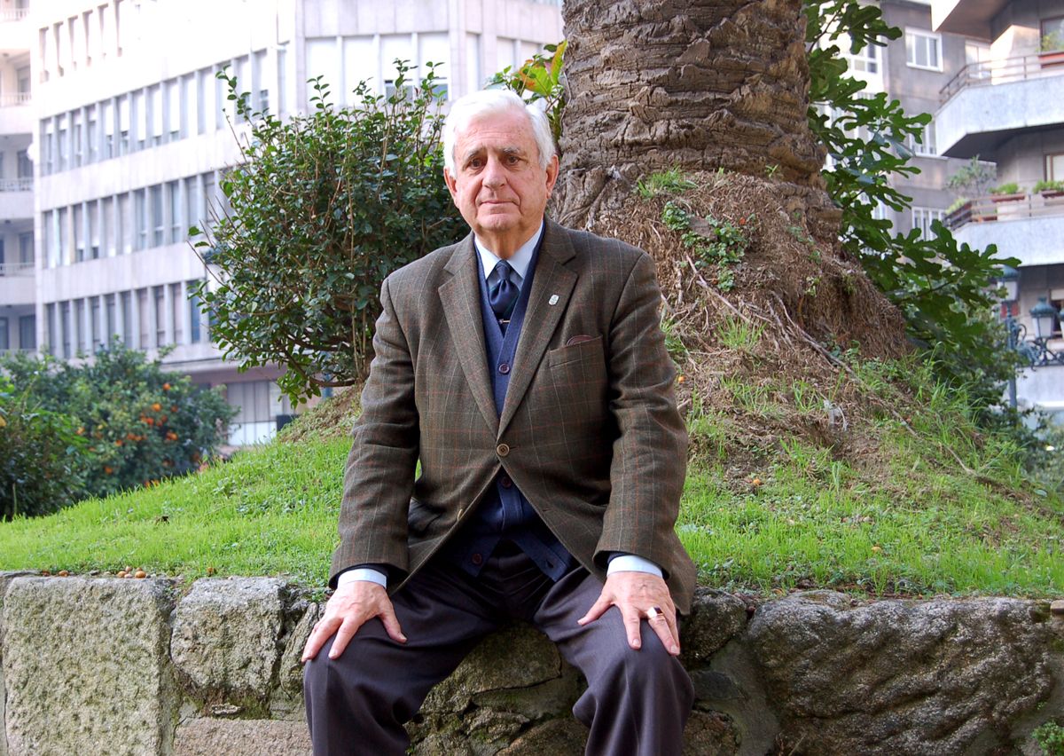 Manuel Fernández Areal
