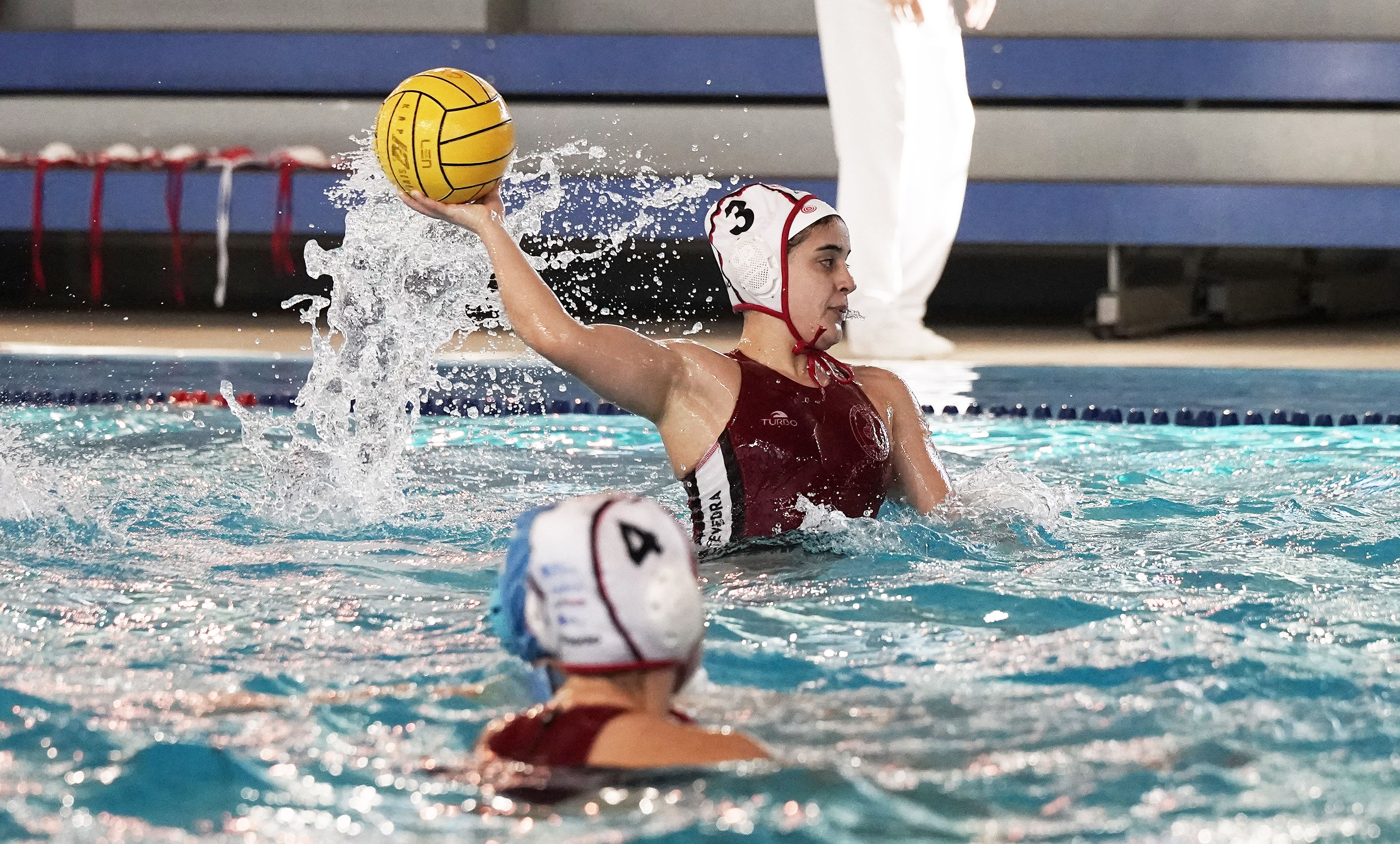 Partido entre o Waterpolo Pontevedra e o CW Dos Hermanas en Rías do Sur