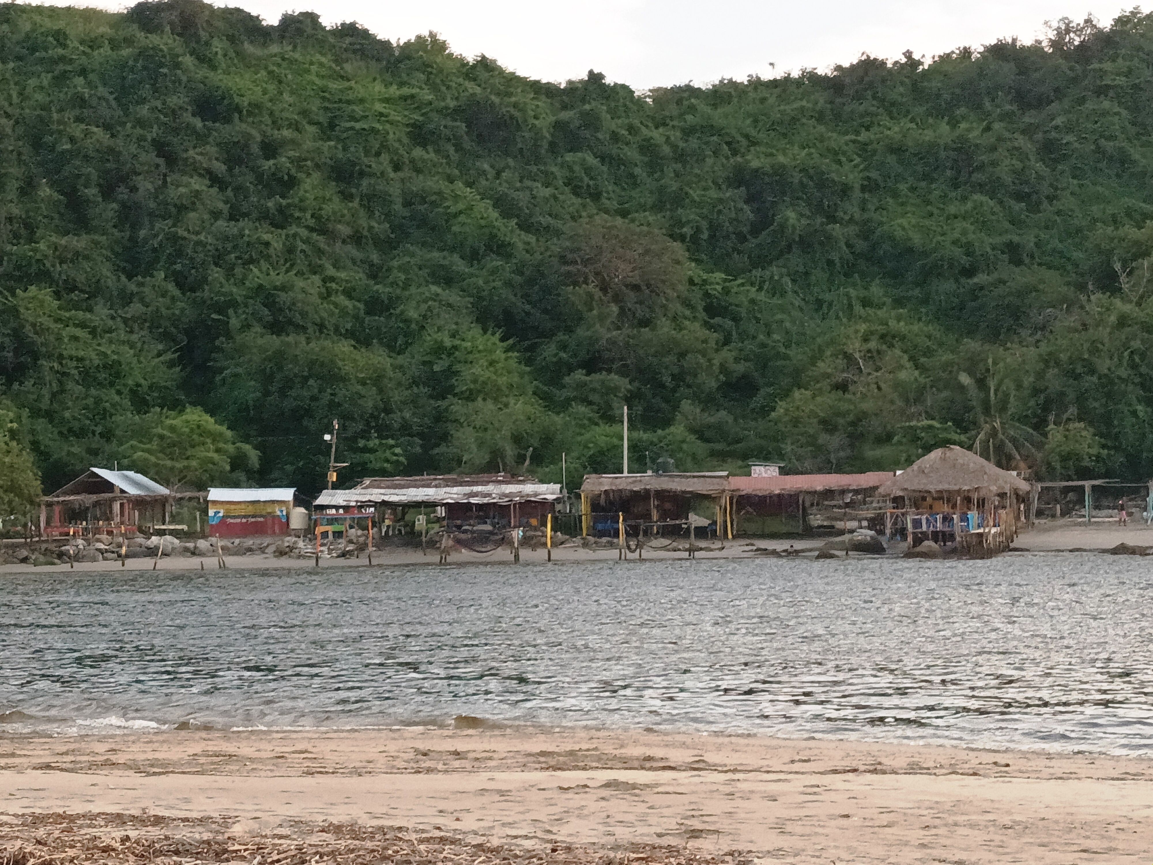 Chacahua, peiraos de El Zapotalito