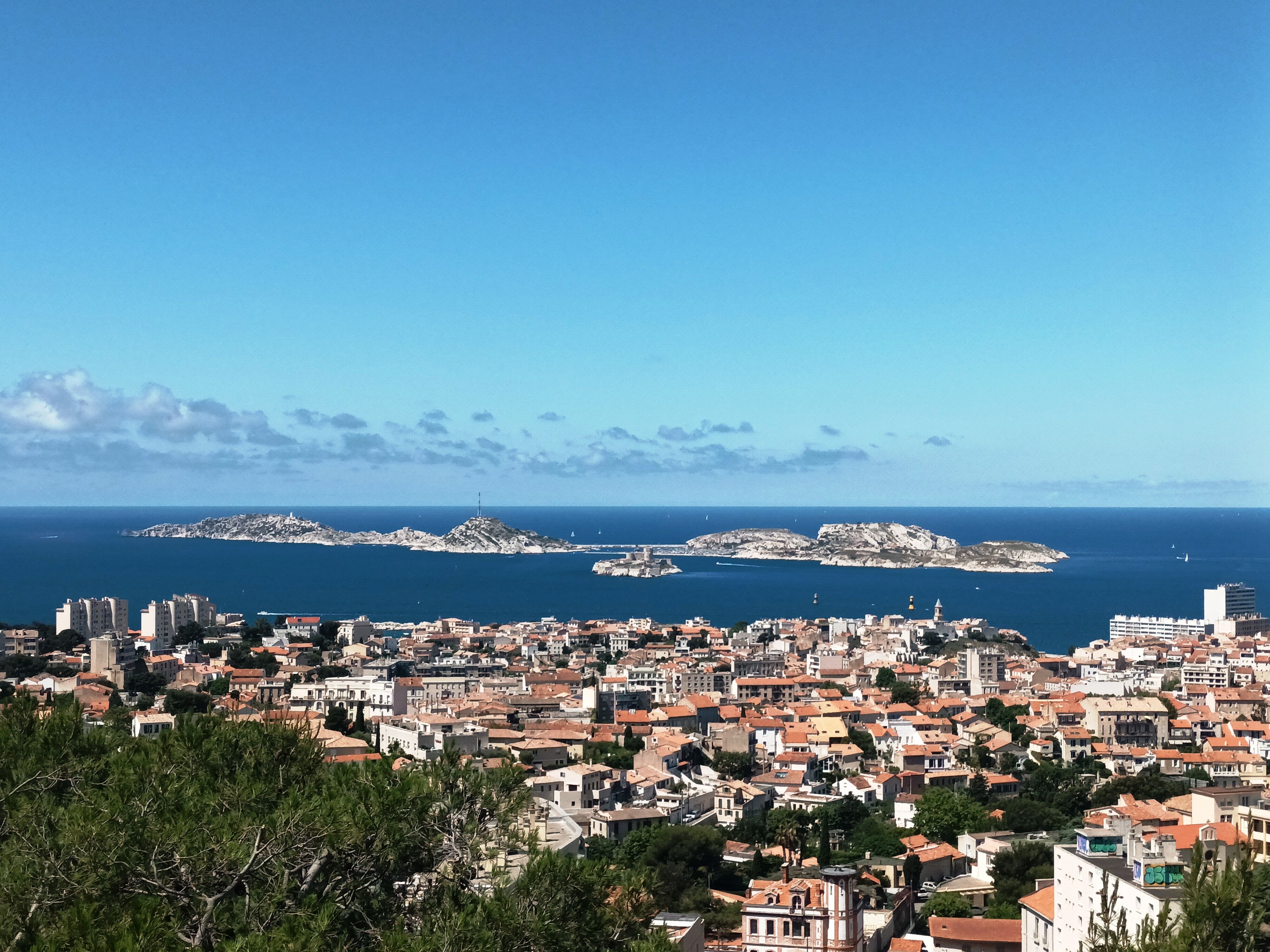 Illas na baía de marsella, co castelo de IF