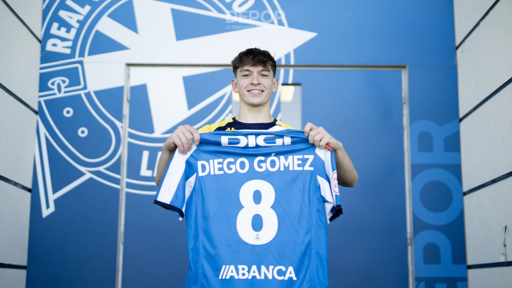 Diego Gómez, tras anunciar a súa renovación co Deportivo