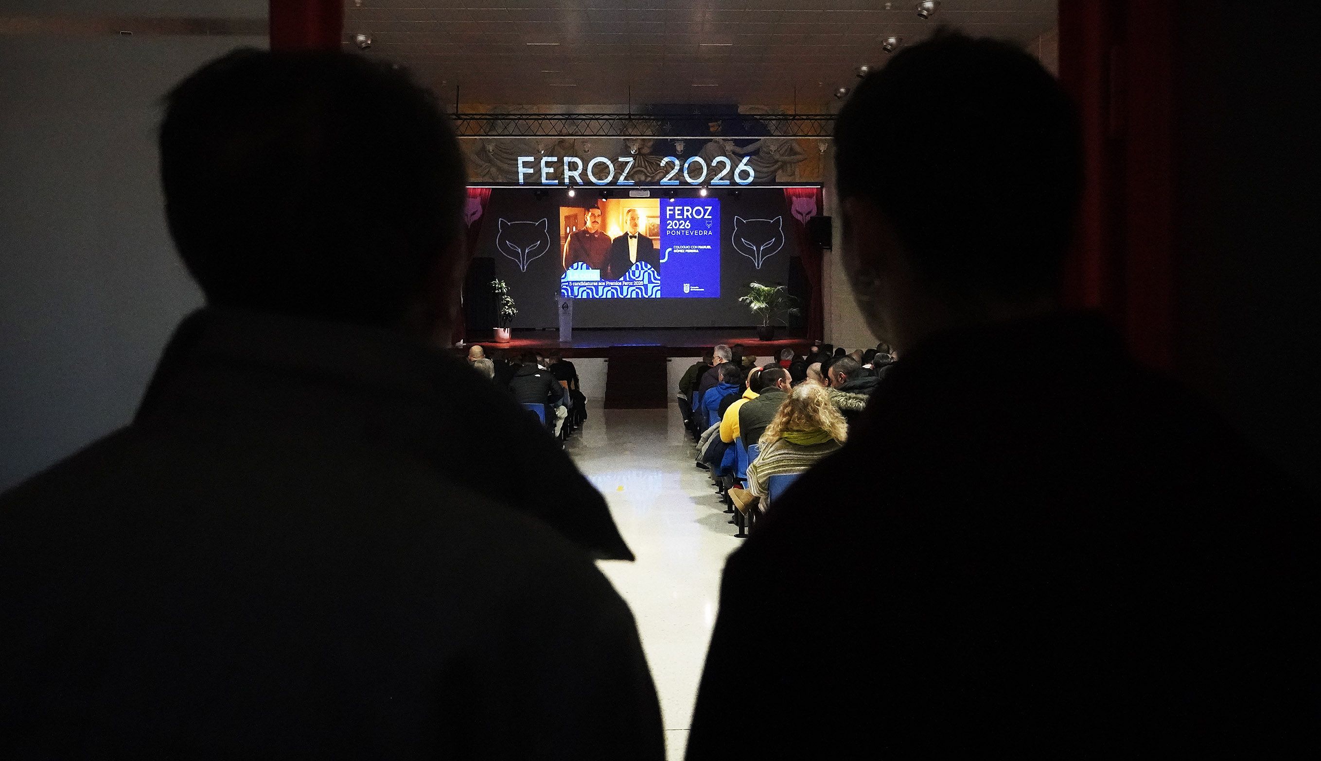 Jose e Santi, internos participantes na actividade dos Premios Feroz no centro penitenciario da Lama
