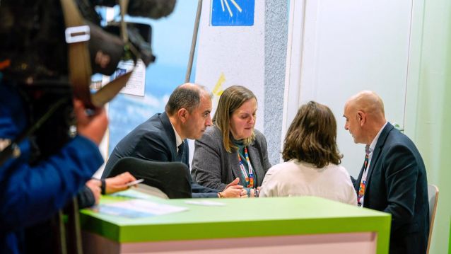 Ángel Moldes e Rocío Cochón en Fitur Ángel Moldes e Rocío Cochón en Fitur