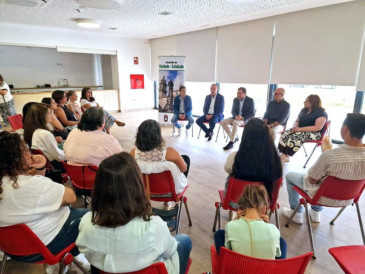 Curso de formación sociosanitaria en Cerdedo Cotobade