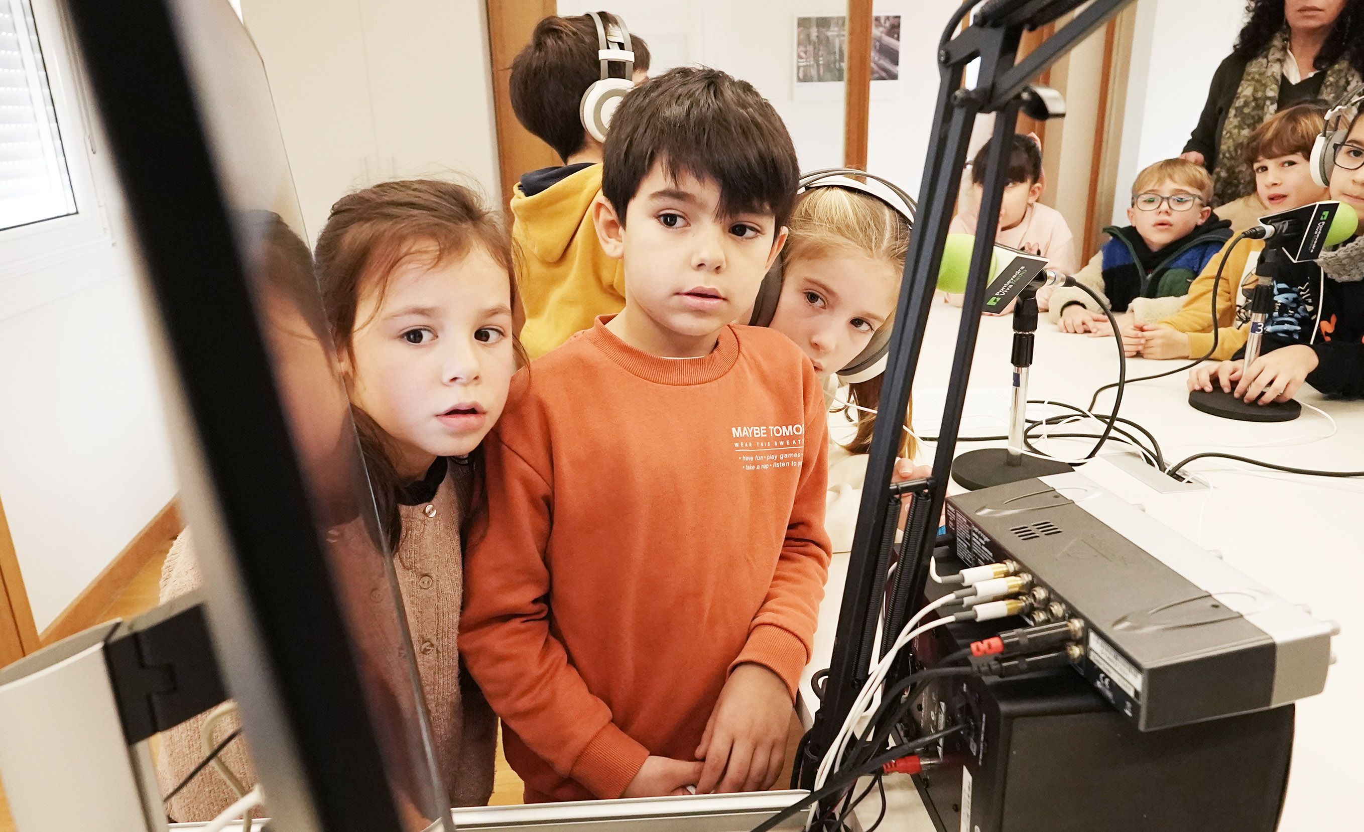 Escolares de Primero y Segundo de Primaria del CEIP Ponte Sampaio