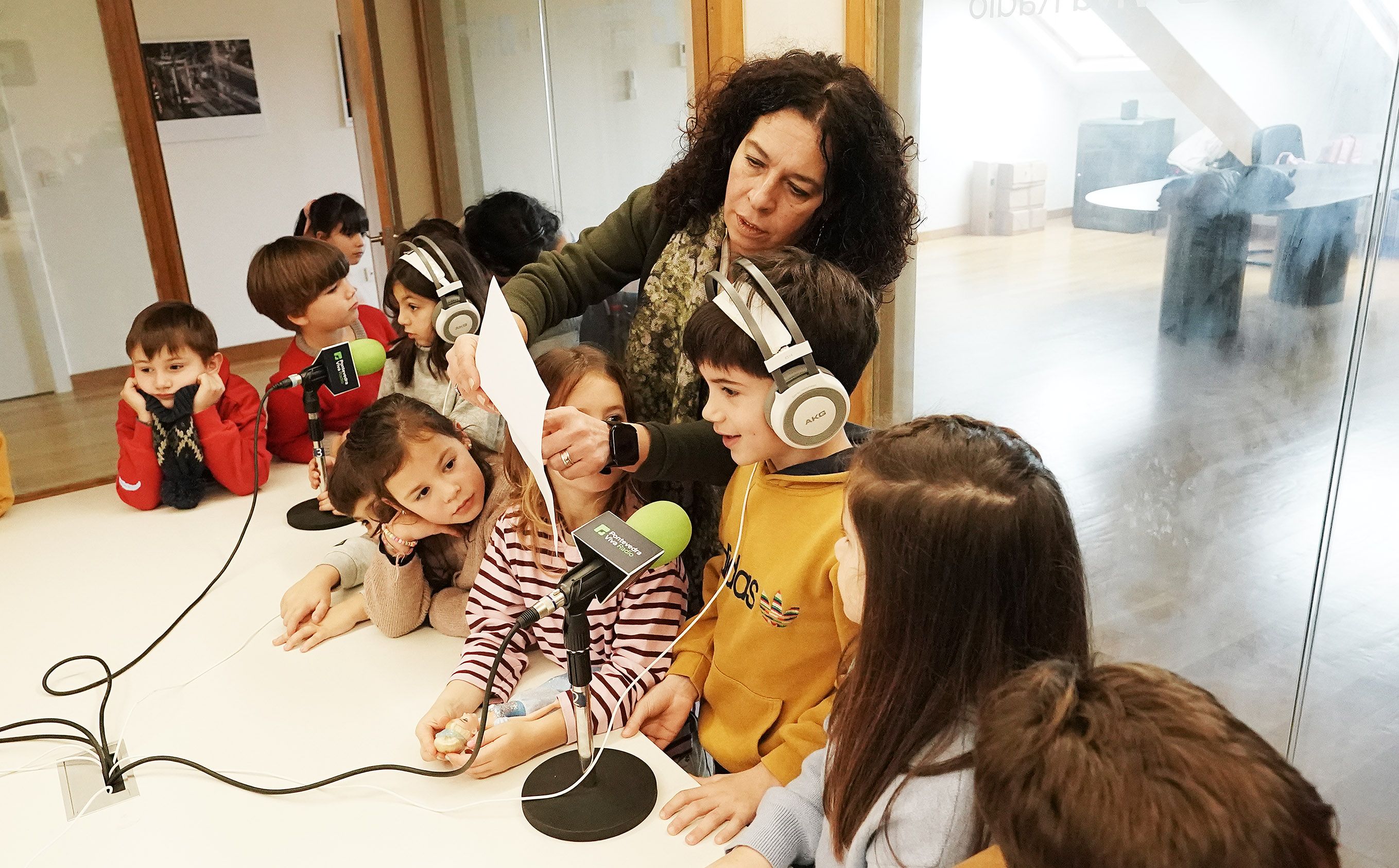 Escolares de Primero y Segundo de Primaria del CEIP Ponte Sampaio