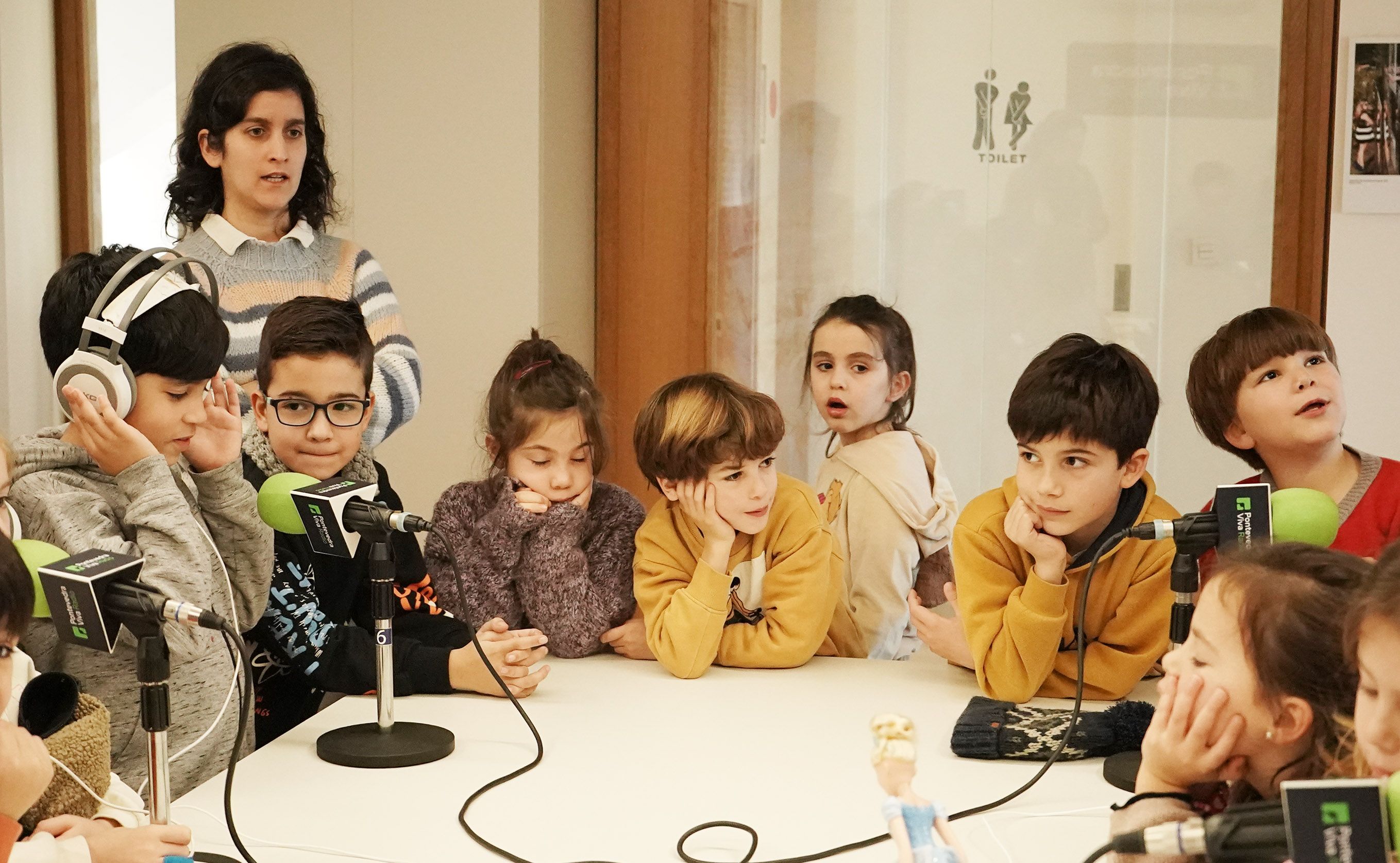 Escolares de Primero y Segundo de Primaria del CEIP Ponte Sampaio