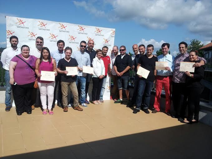 Foto de familia dos premiados no certame Sanxenxo Degusta Tapas