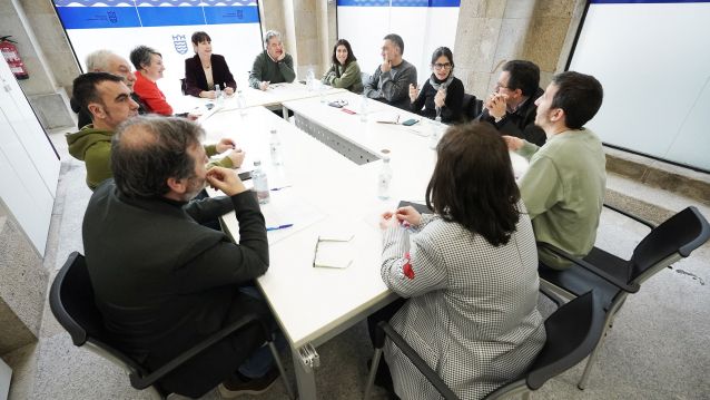 Reunión de Ana Pontón con responsables locais e comarcais do BNG de Pontevedra Reunión de Ana Pontón con responsables locais e comarcais do BNG de Pontevedra