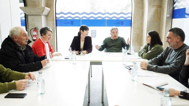 Reunión de Ana Pontón con responsables locais e comarcais do BNG de Pontevedra Reunión de Ana Pontón con responsables locais e comarcais do BNG de Pontevedra