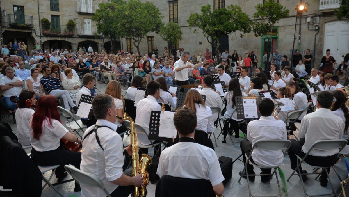 Concierto de la Banda de Música Juvenil de Salcedo y la Unión Musical de Valadares