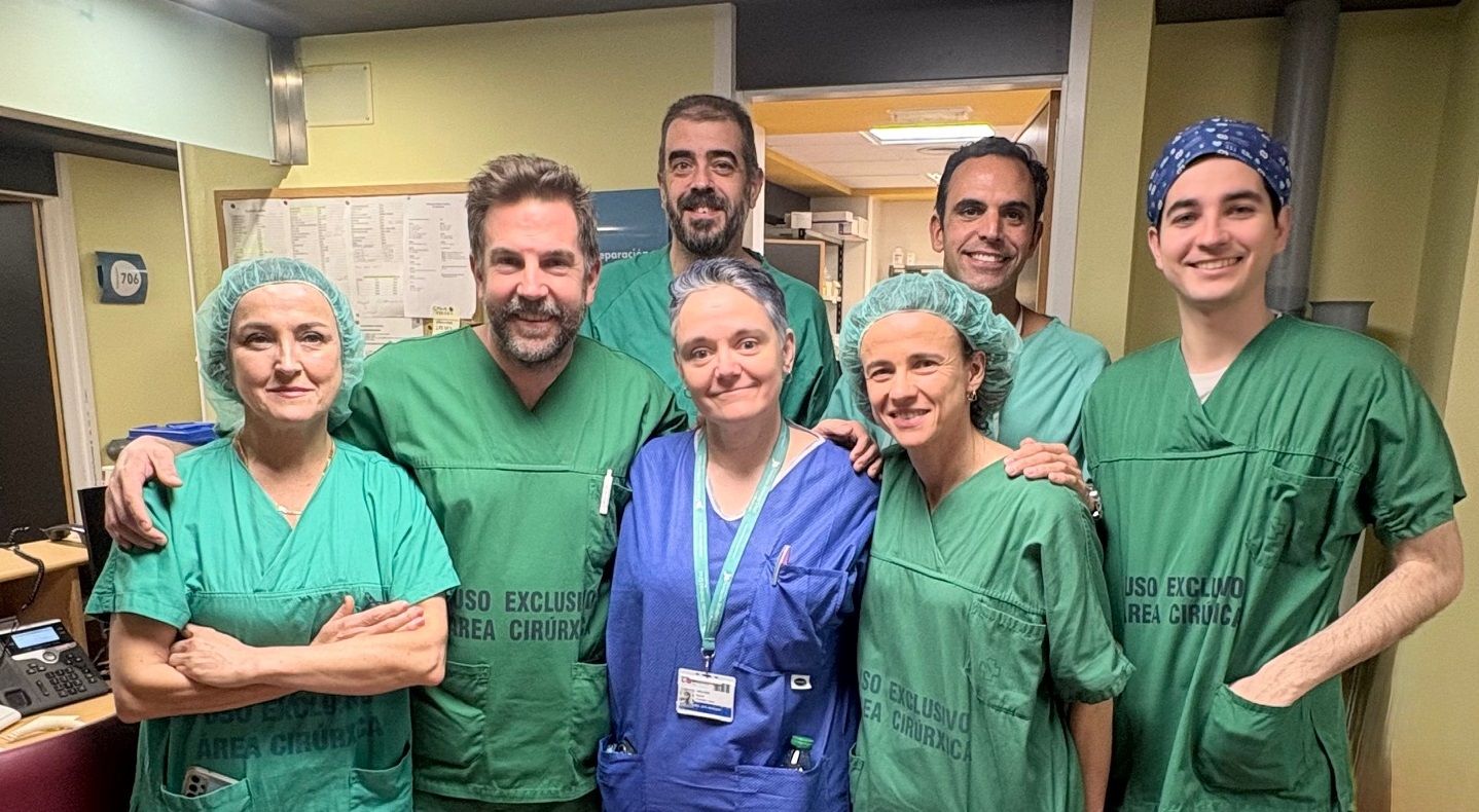 Equipo de profesionais sanitarios que participaron nestas intervencións
