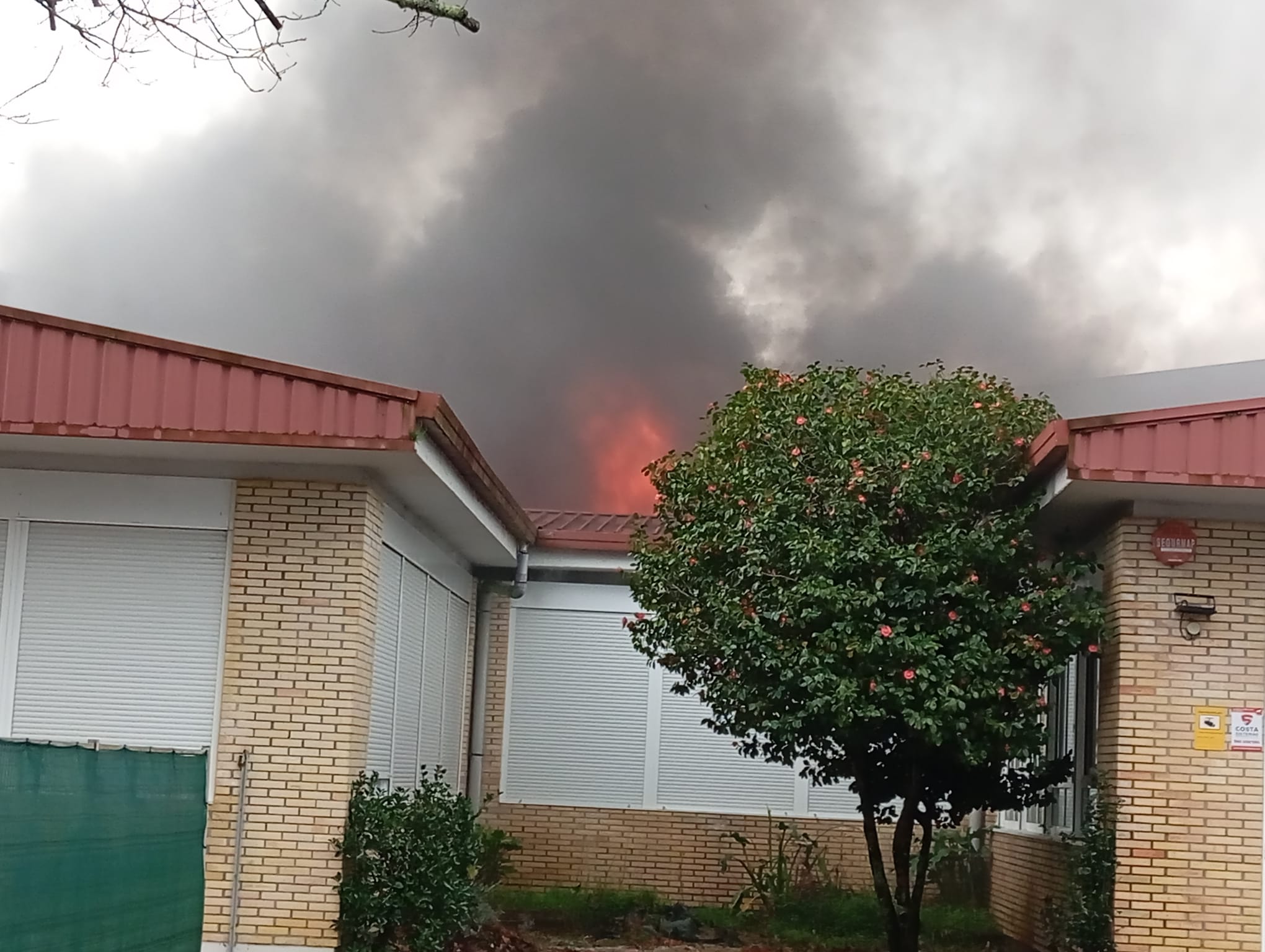 Incendio en el comedor del CEIP de Tenorio