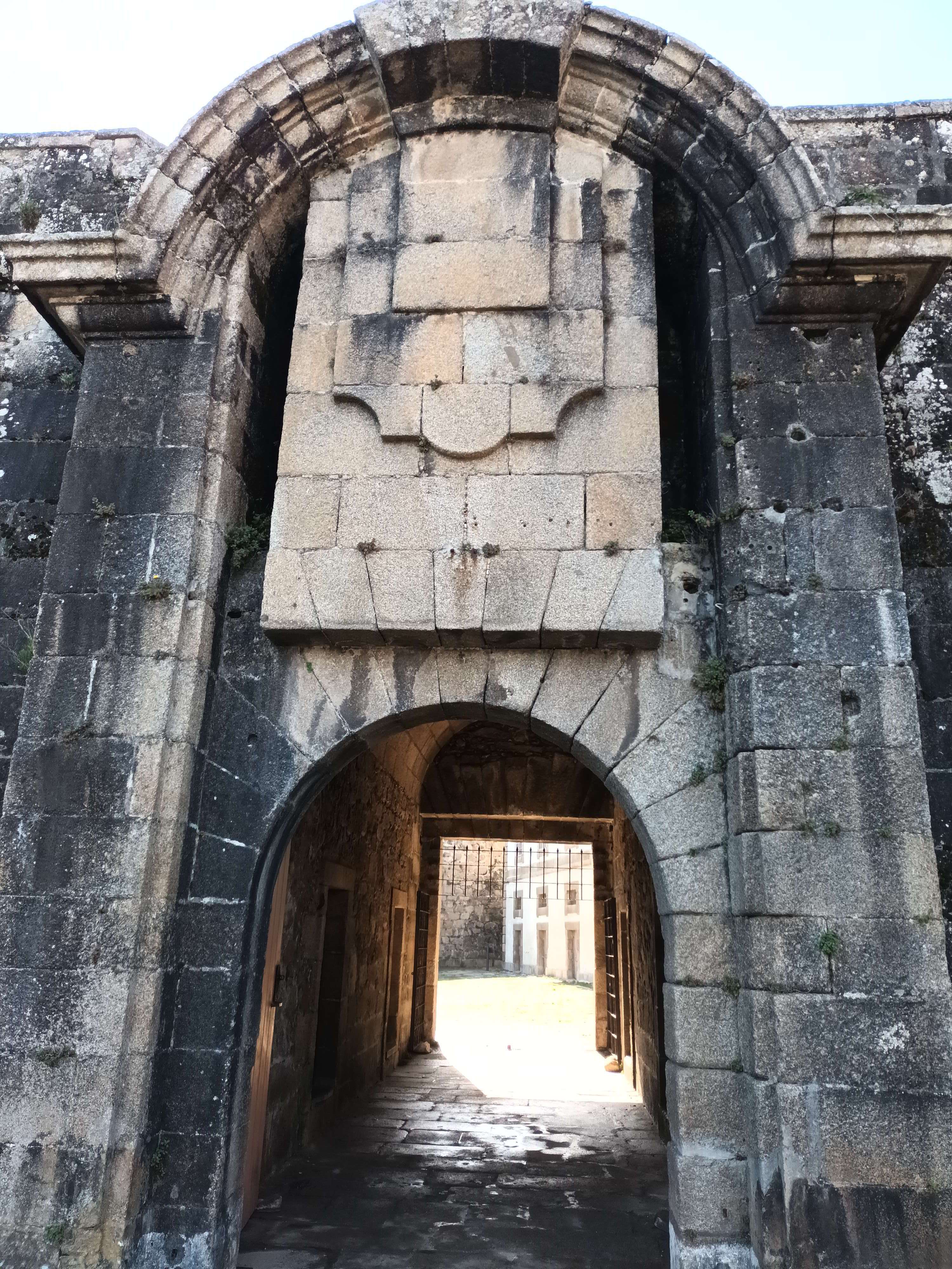 Imaxe do Castelo de San Filipe, unha das portas de acceso Imaxe do Castelo de San Filipe, unha das portas de acceso