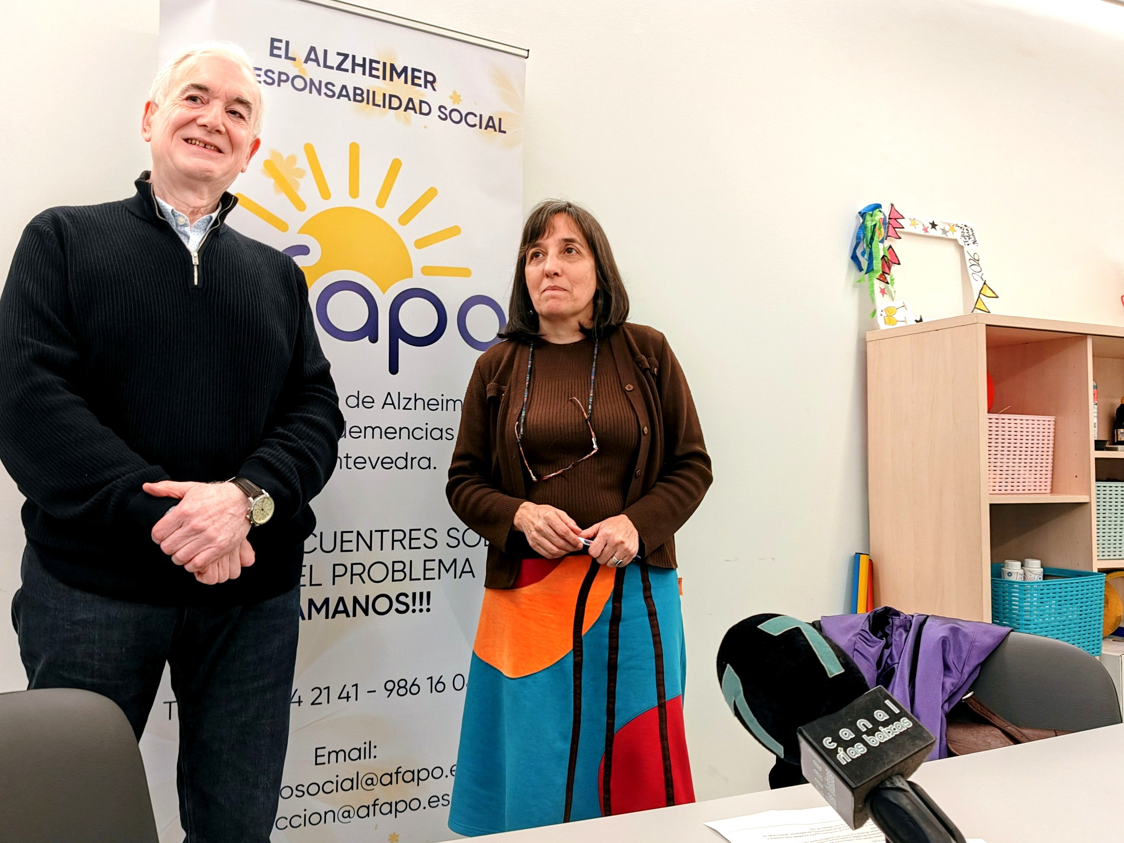 José Manuel Fontenla y Pepa Vázquez presentaron las sesiones para prevenir demencias