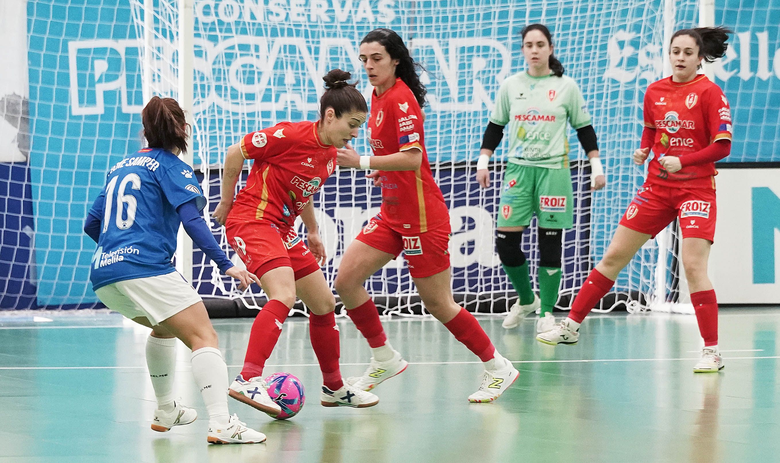 Partido de liga entre Poio Pescamar y Melilla CD Torreblanca en la Seca