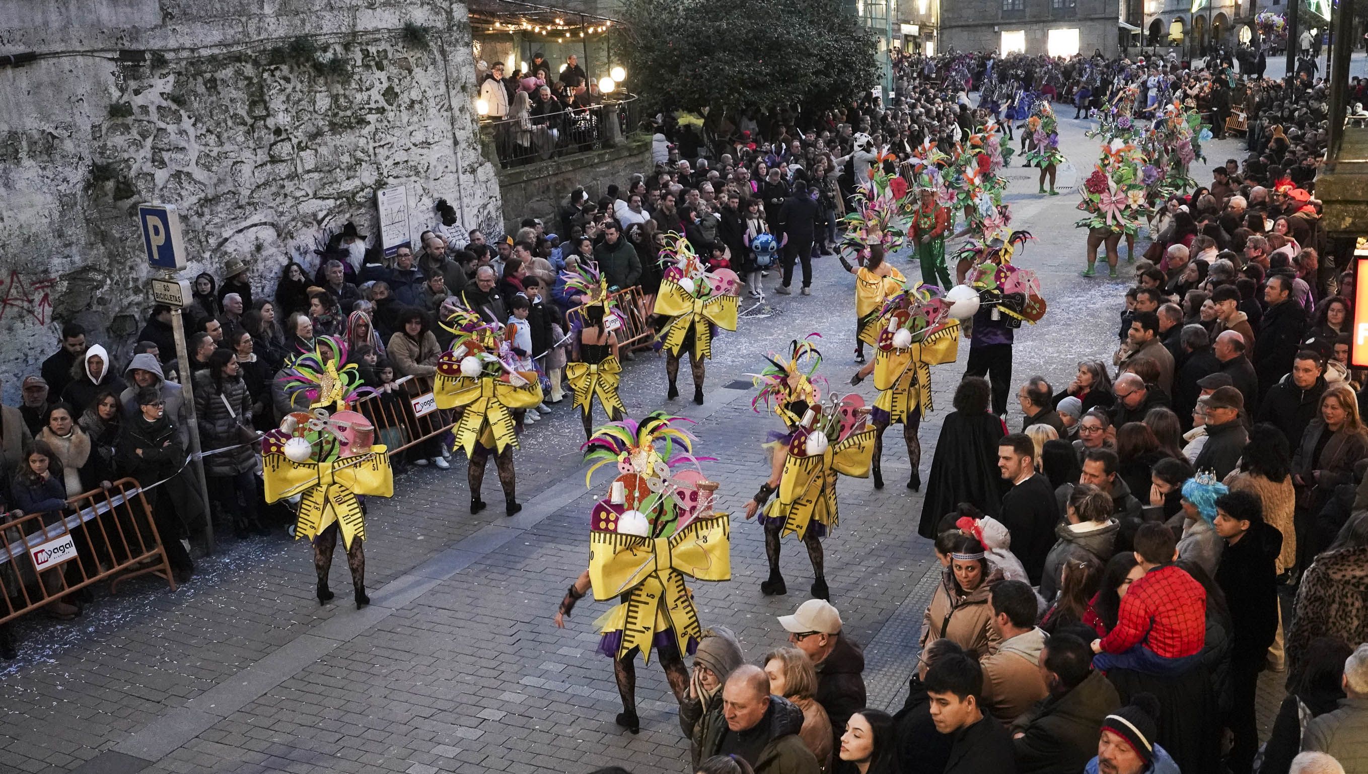 Desfile de Entroido en Pontevedra (II) Desfile de Entroido en Pontevedra (II)
