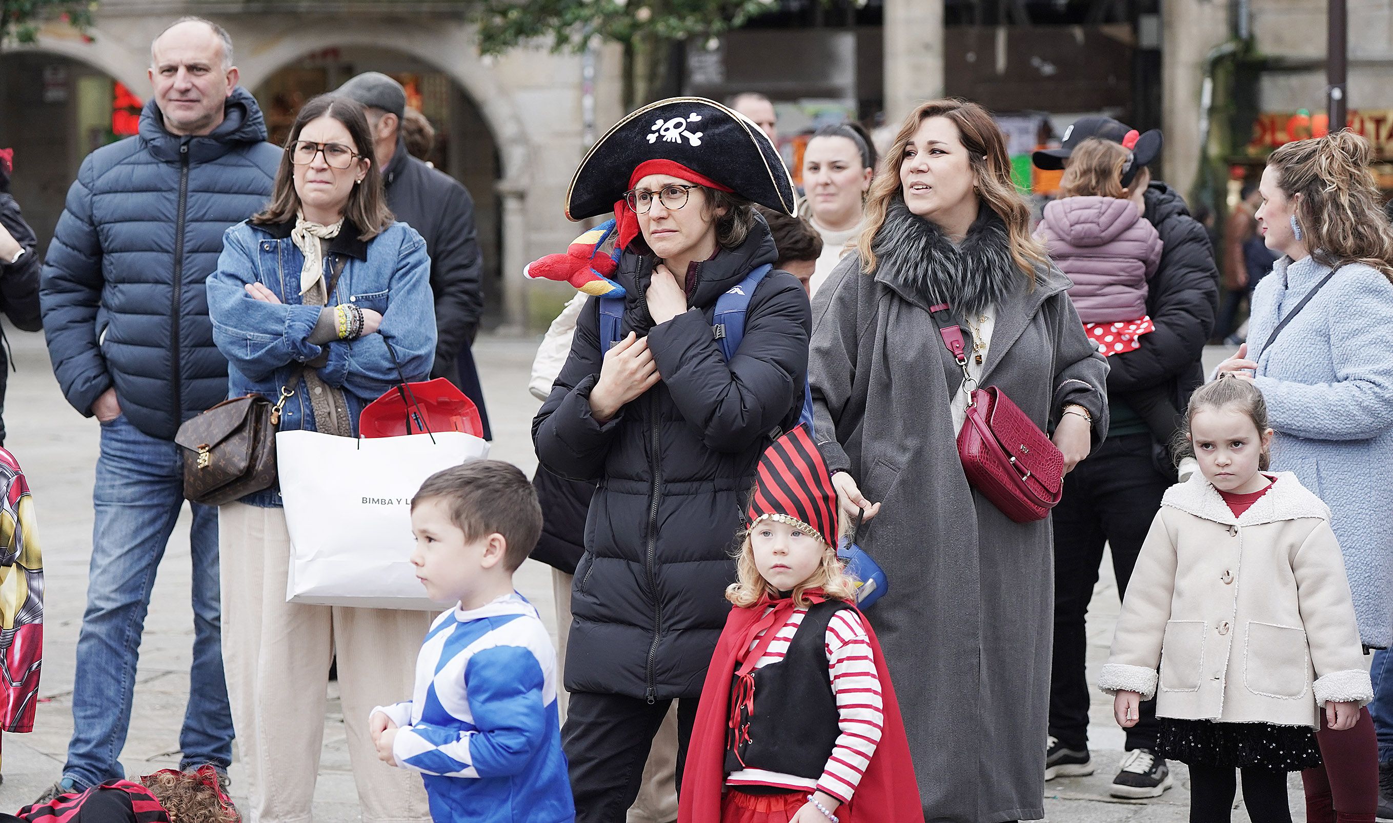 Fiesta pirata infantil en la Praza da Ferrería Fiesta pirata infantil en la Praza da Ferrería