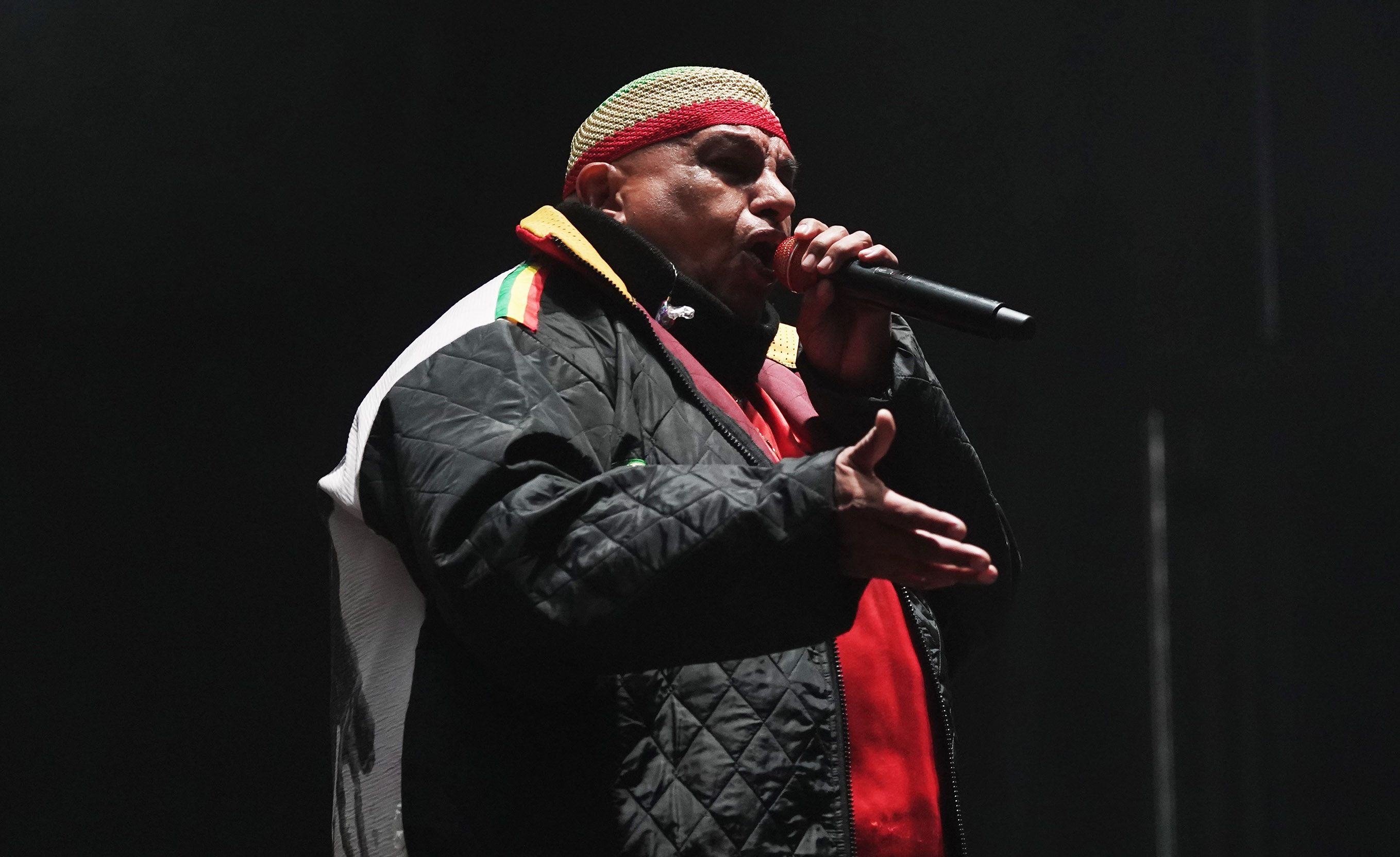 Concierto de King África en la Noite Pirata del Entroido pontevedrés