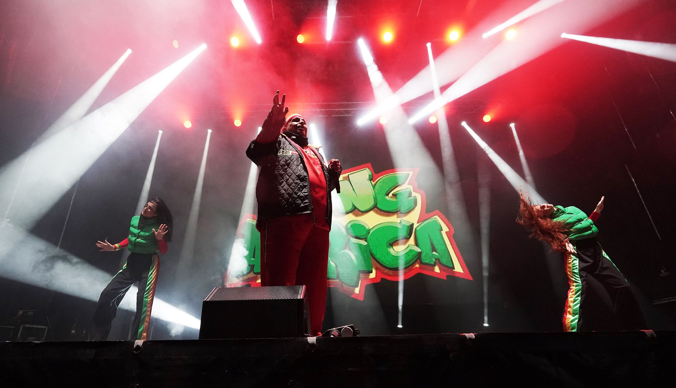 Concierto de King África en la Noite Pirata del Entroido pontevedrés