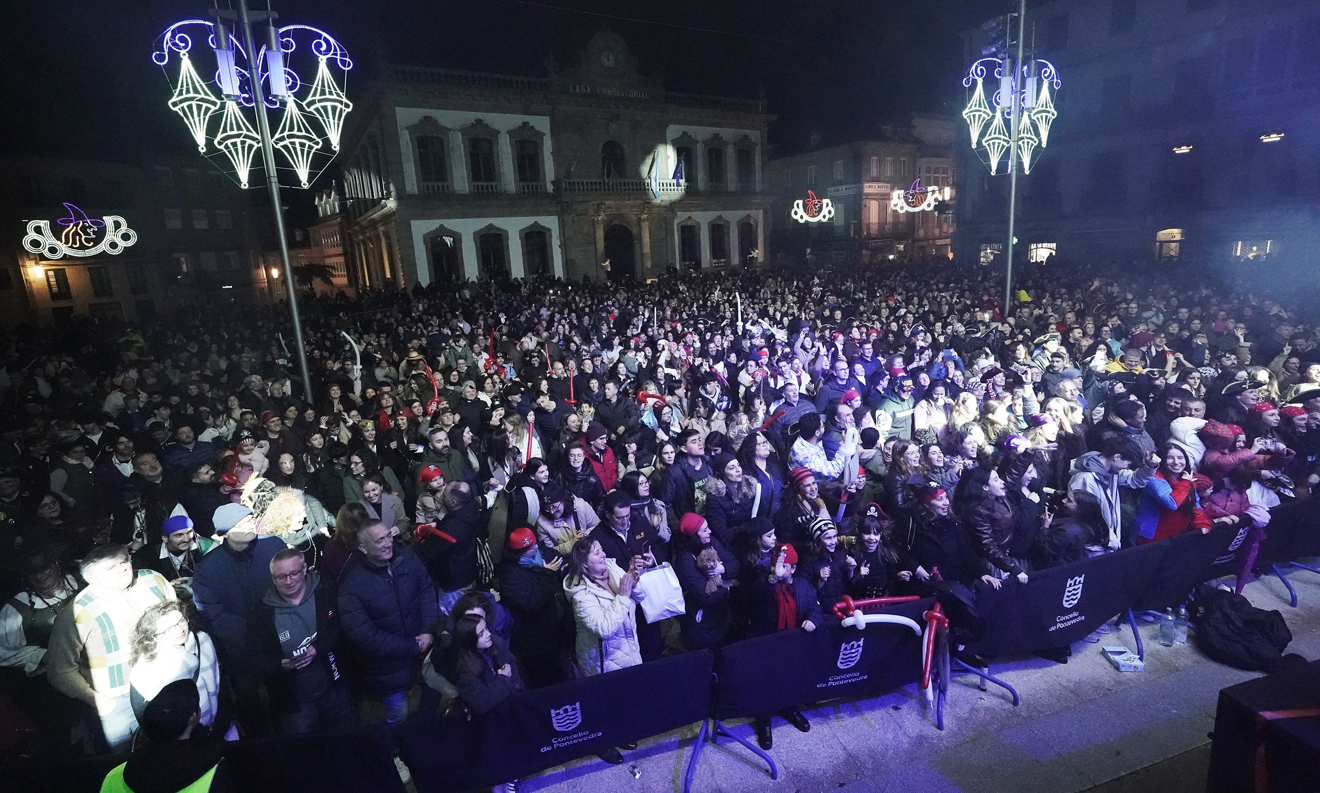 Concierto de King África en la Noite Pirata del Entroido pontevedrés