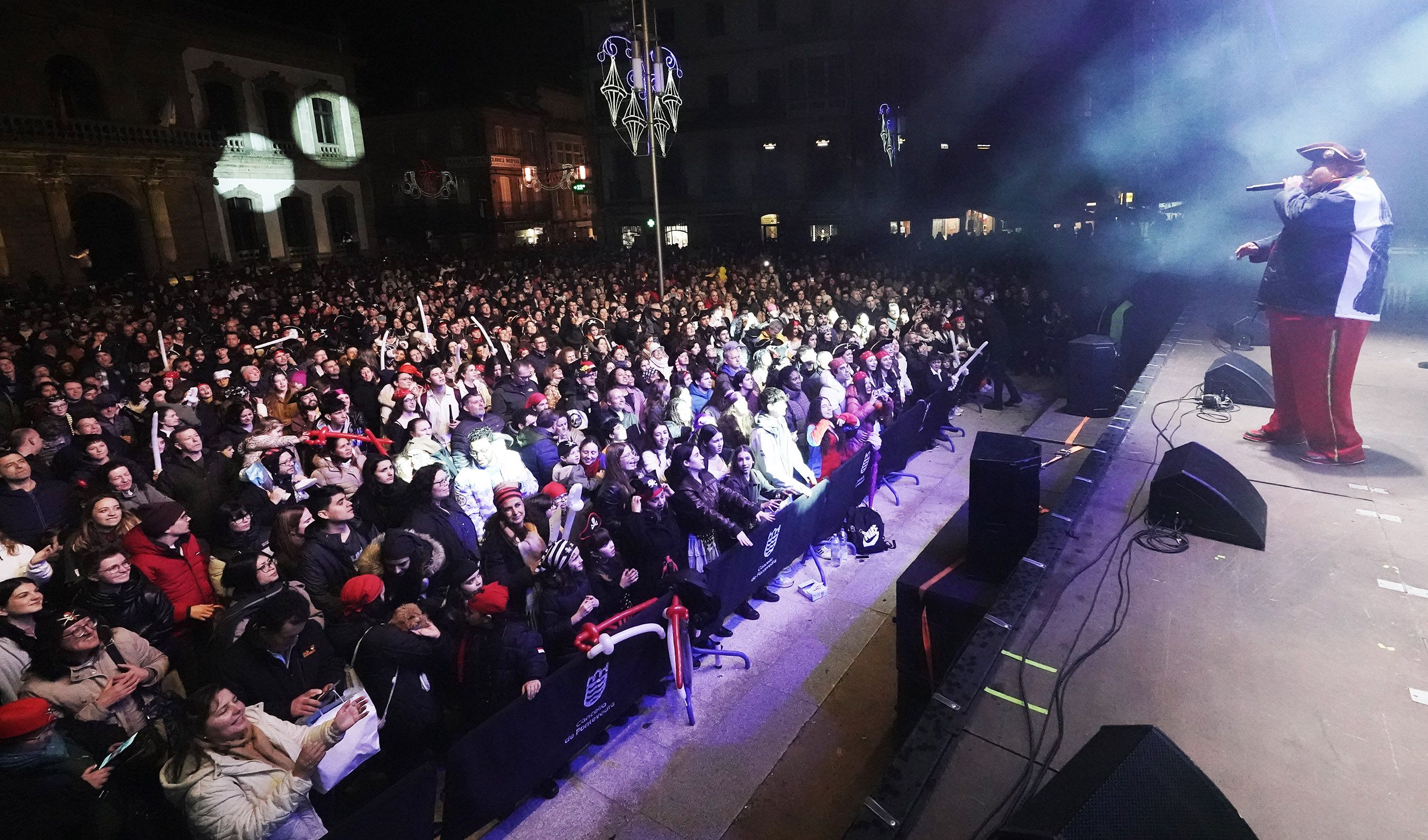 Concierto de King África en la Noite Pirata del Entroido pontevedrés