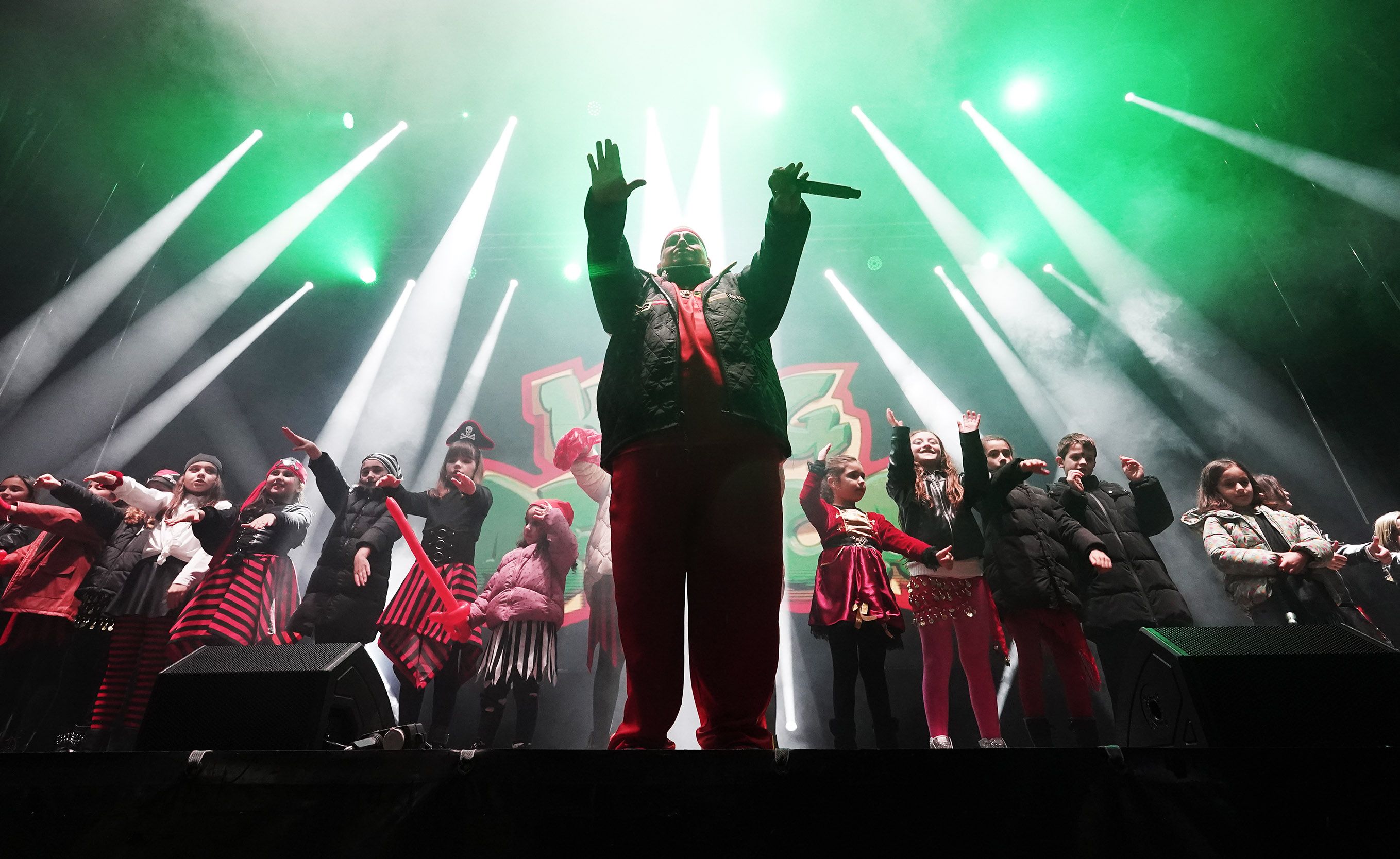 Concierto de King África en la Noite Pirata del Entroido pontevedrés