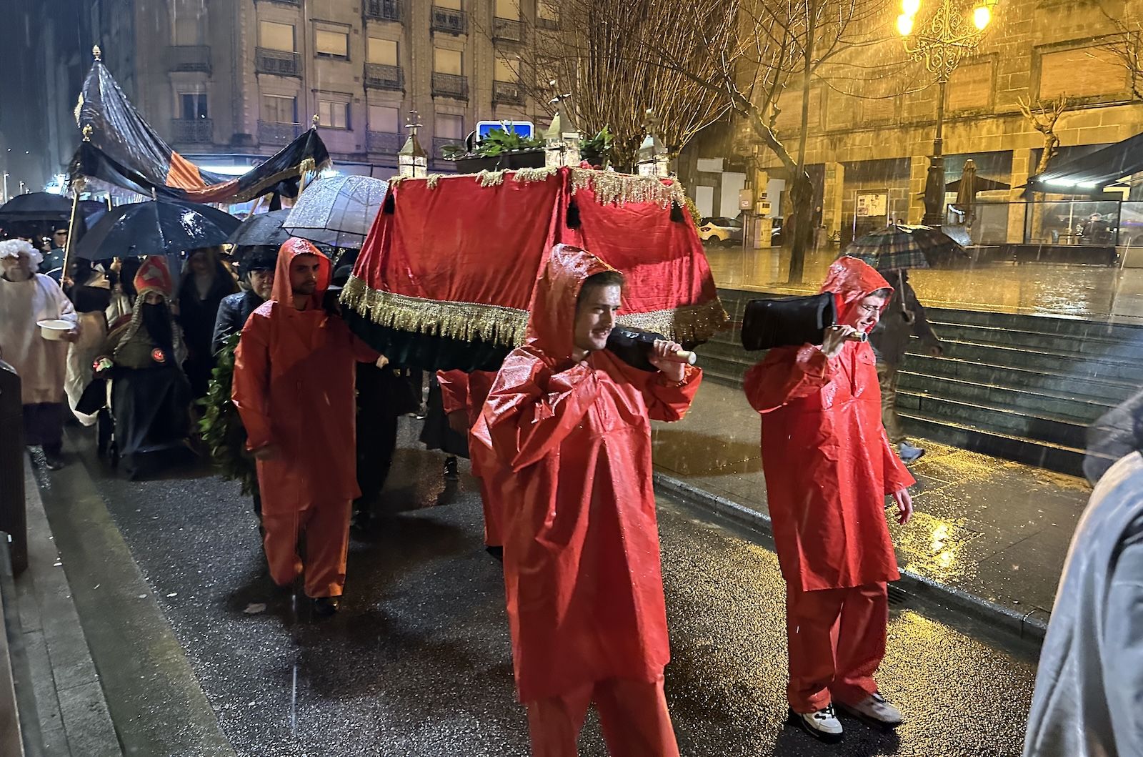 Enterro da Sardiña en Marín