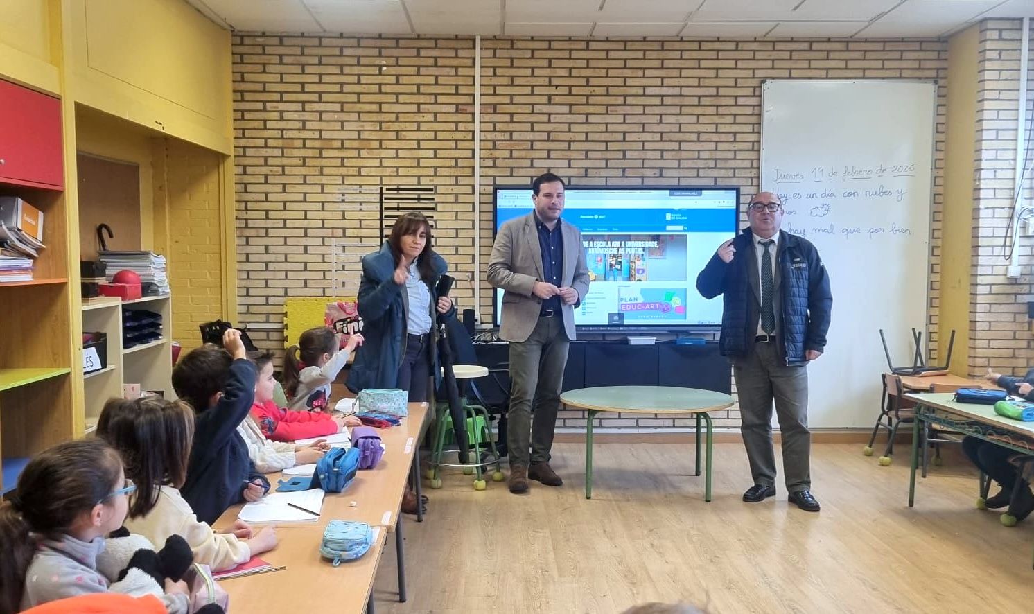 Regreso a las aulas en el CEIP Tenorio tras el incendio en el comedor