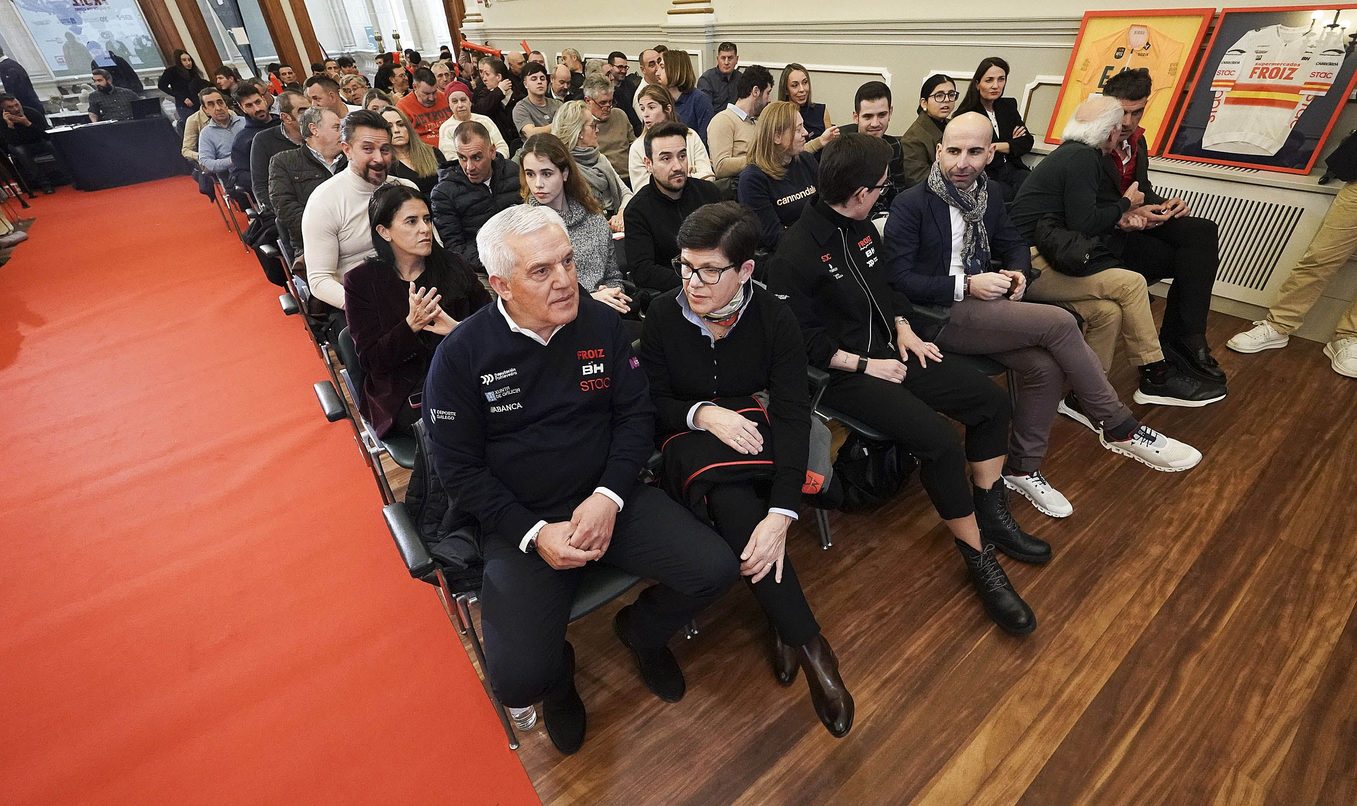Presentación del Grupo Deportivo Supermercados Froiz para la temporada 2026 Presentación del Grupo Deportivo Supermercados Froiz para la temporada 2026