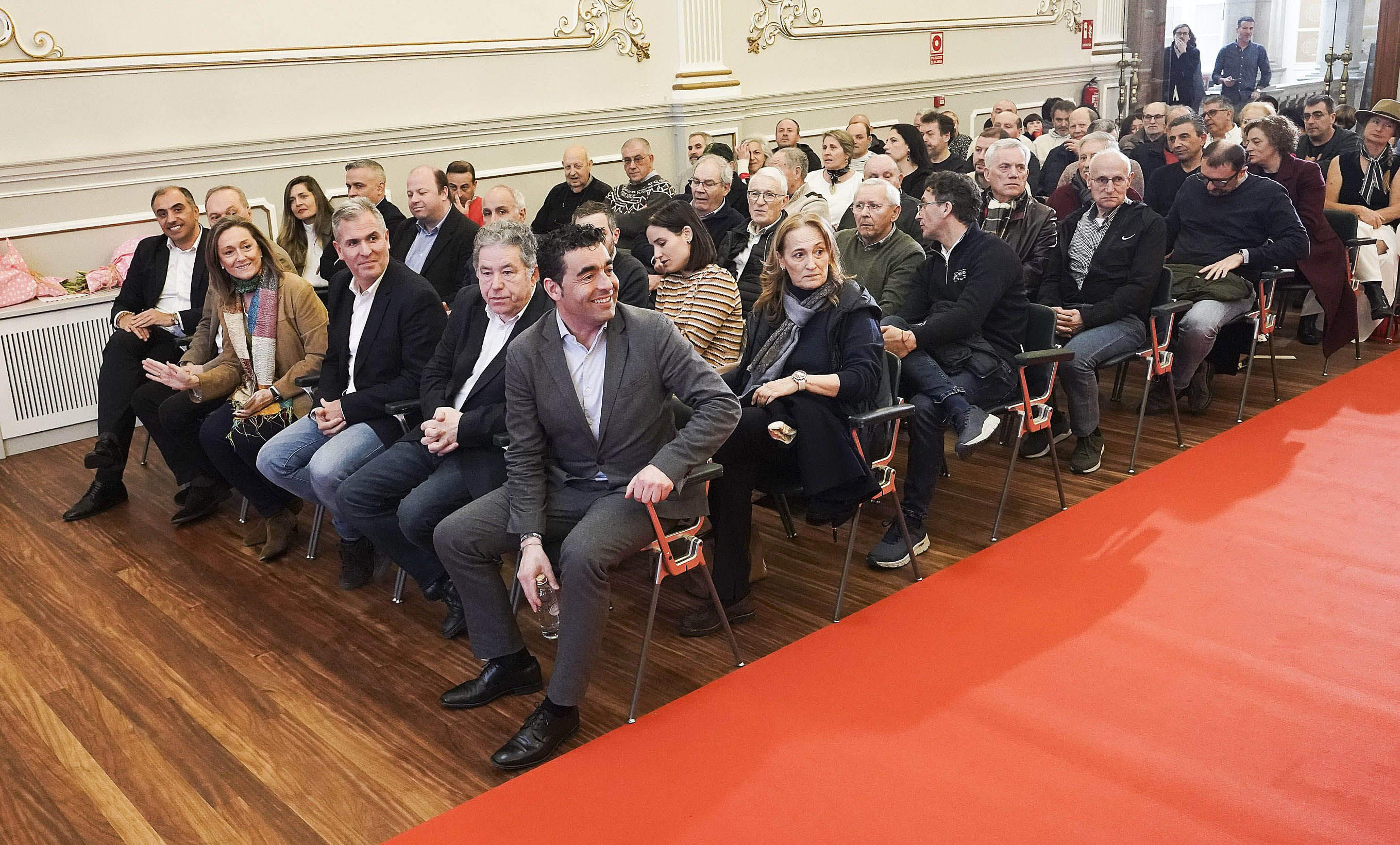 Presentación del Grupo Deportivo Supermercados Froiz para la temporada 2026 Presentación del Grupo Deportivo Supermercados Froiz para la temporada 2026