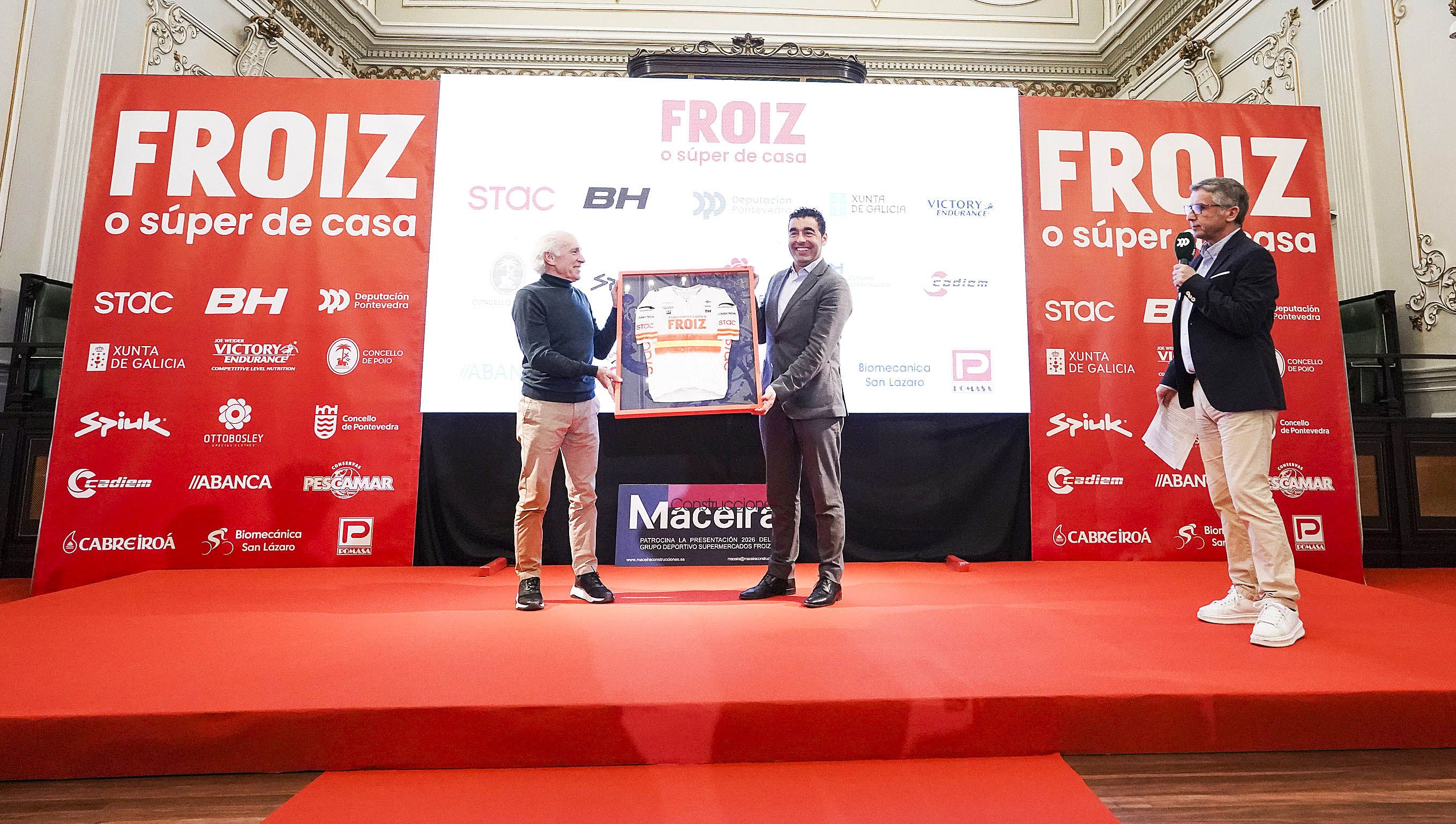 Presentación del Grupo Deportivo Supermercados Froiz para la temporada 2026 Presentación del Grupo Deportivo Supermercados Froiz para la temporada 2026