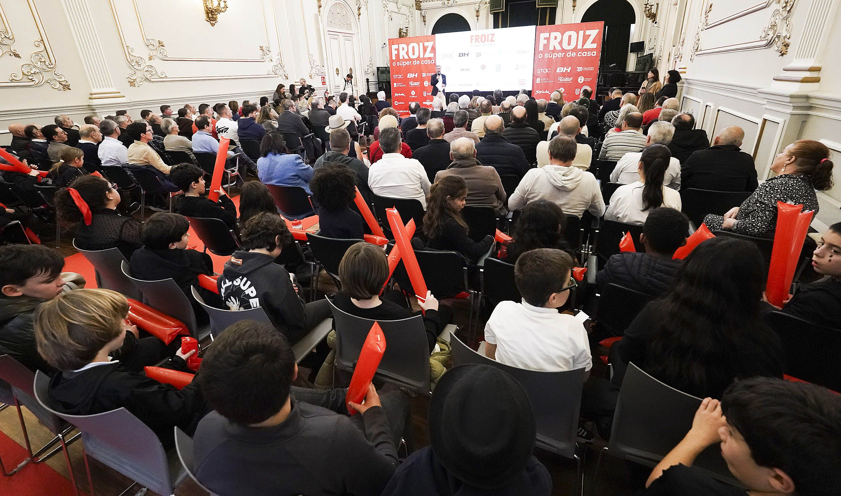 Presentación del Grupo Deportivo Supermercados Froiz para la temporada 2026 Presentación del Grupo Deportivo Supermercados Froiz para la temporada 2026