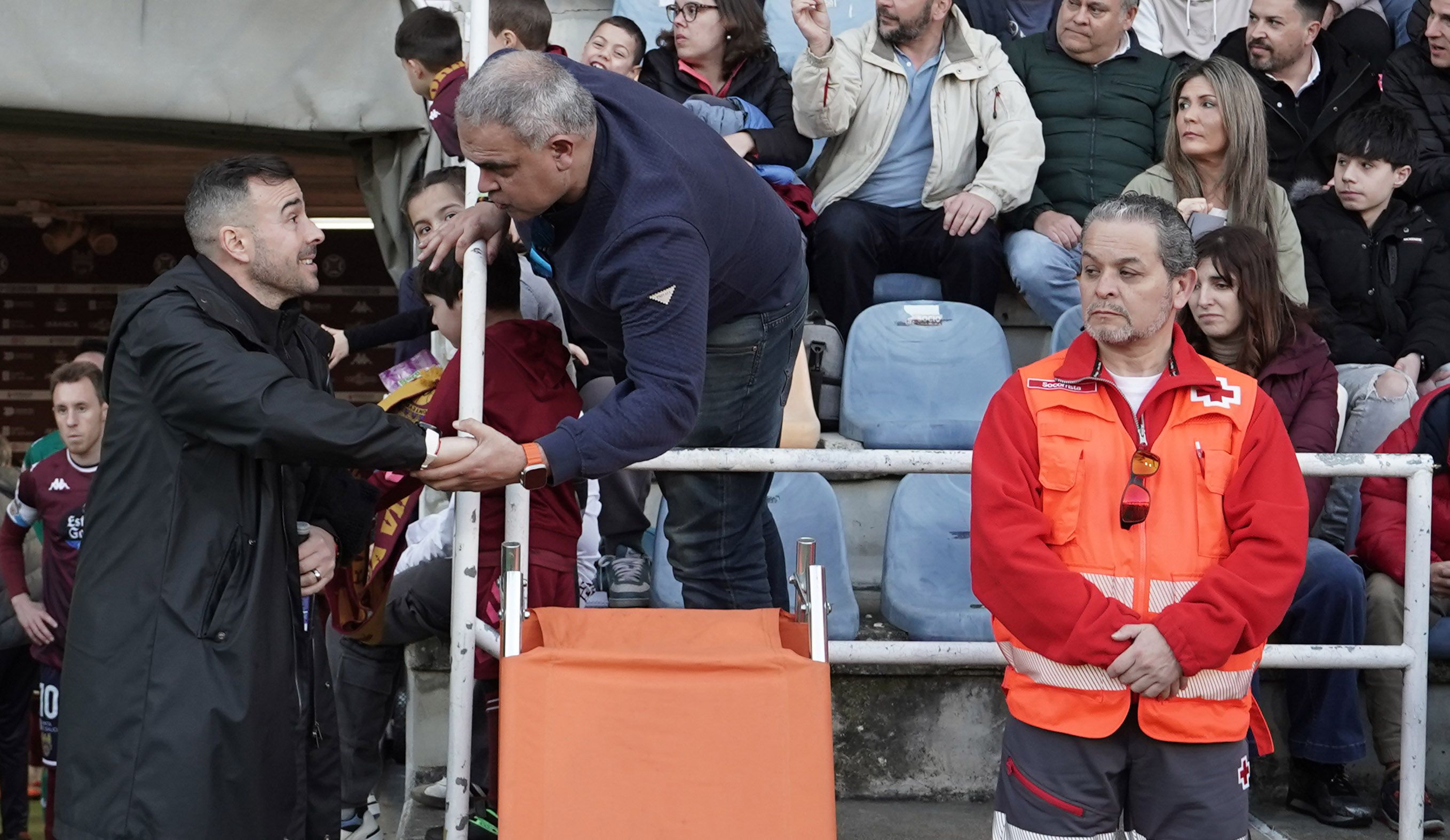 Partido entre Pontevedra CF y Club Deportivo Lugo en Pasarón